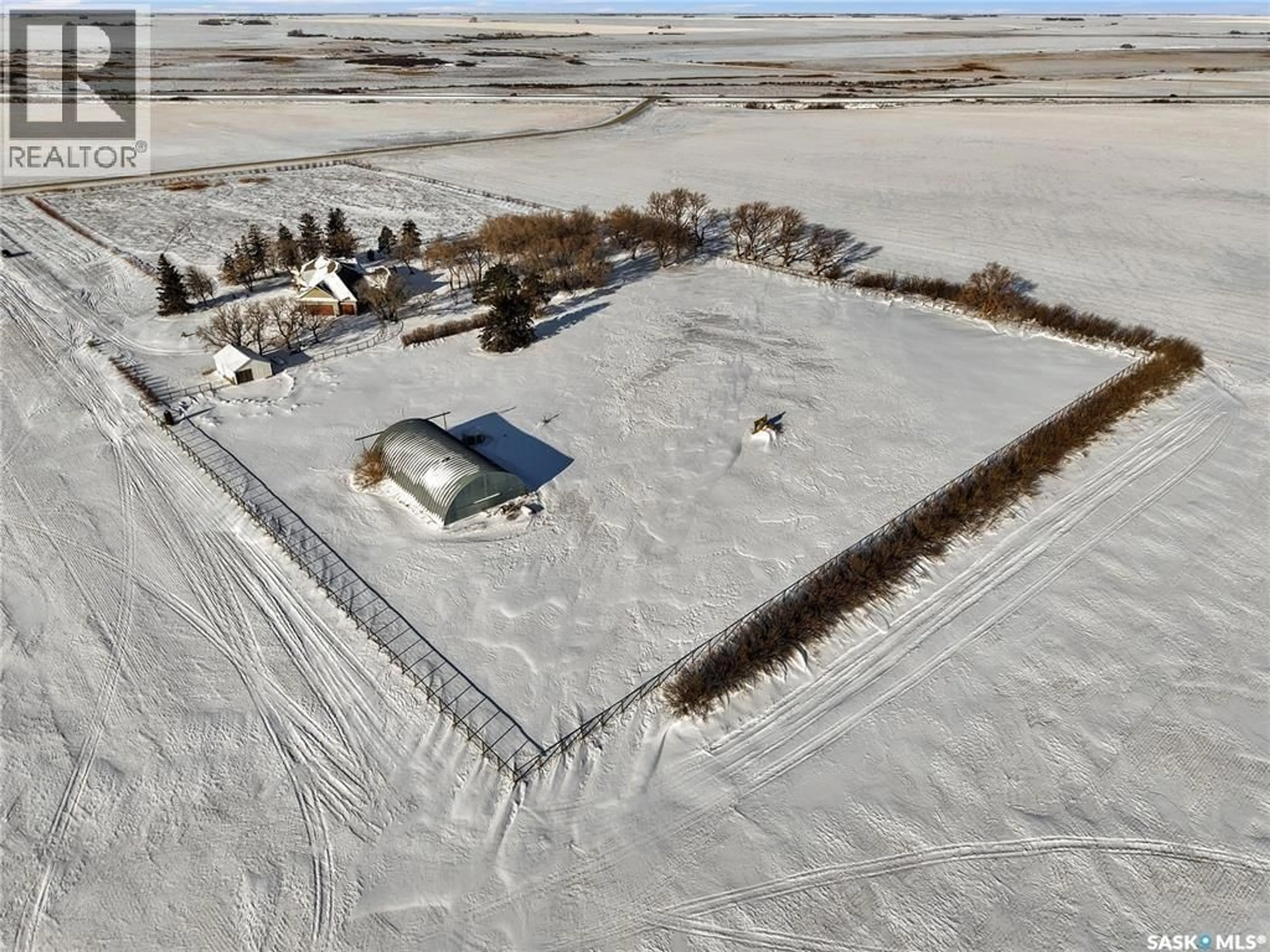 A pic from outside/outdoor area/front of a property/back of a property/a pic from drone, building for LAZY S ACREAGE, Montrose Rm No. 315 Saskatchewan S0L0P0
