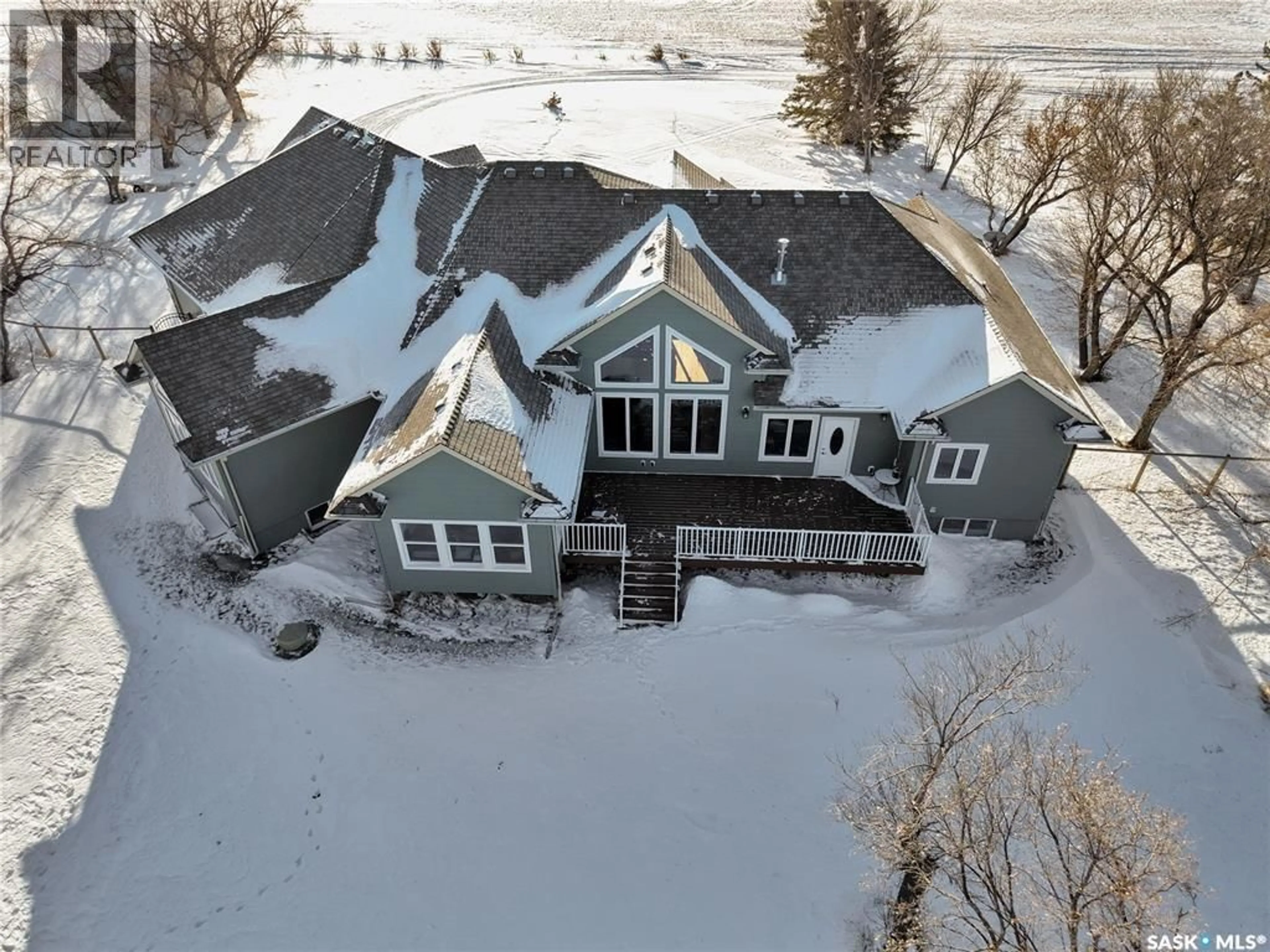 A pic from outside/outdoor area/front of a property/back of a property/a pic from drone, building for LAZY S ACREAGE, Montrose Rm No. 315 Saskatchewan S0L0P0