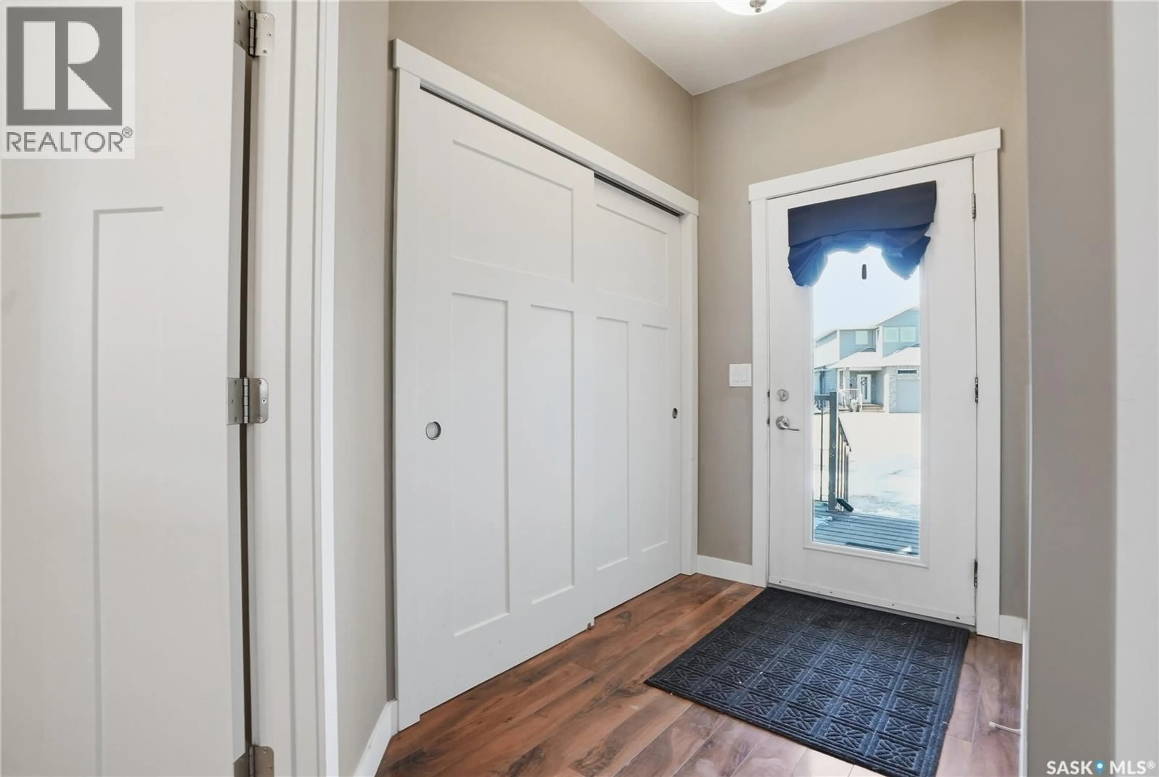 Indoor entryway for 167 115 SHEPHERD CRESCENT, Saskatoon Saskatchewan S7W0P8