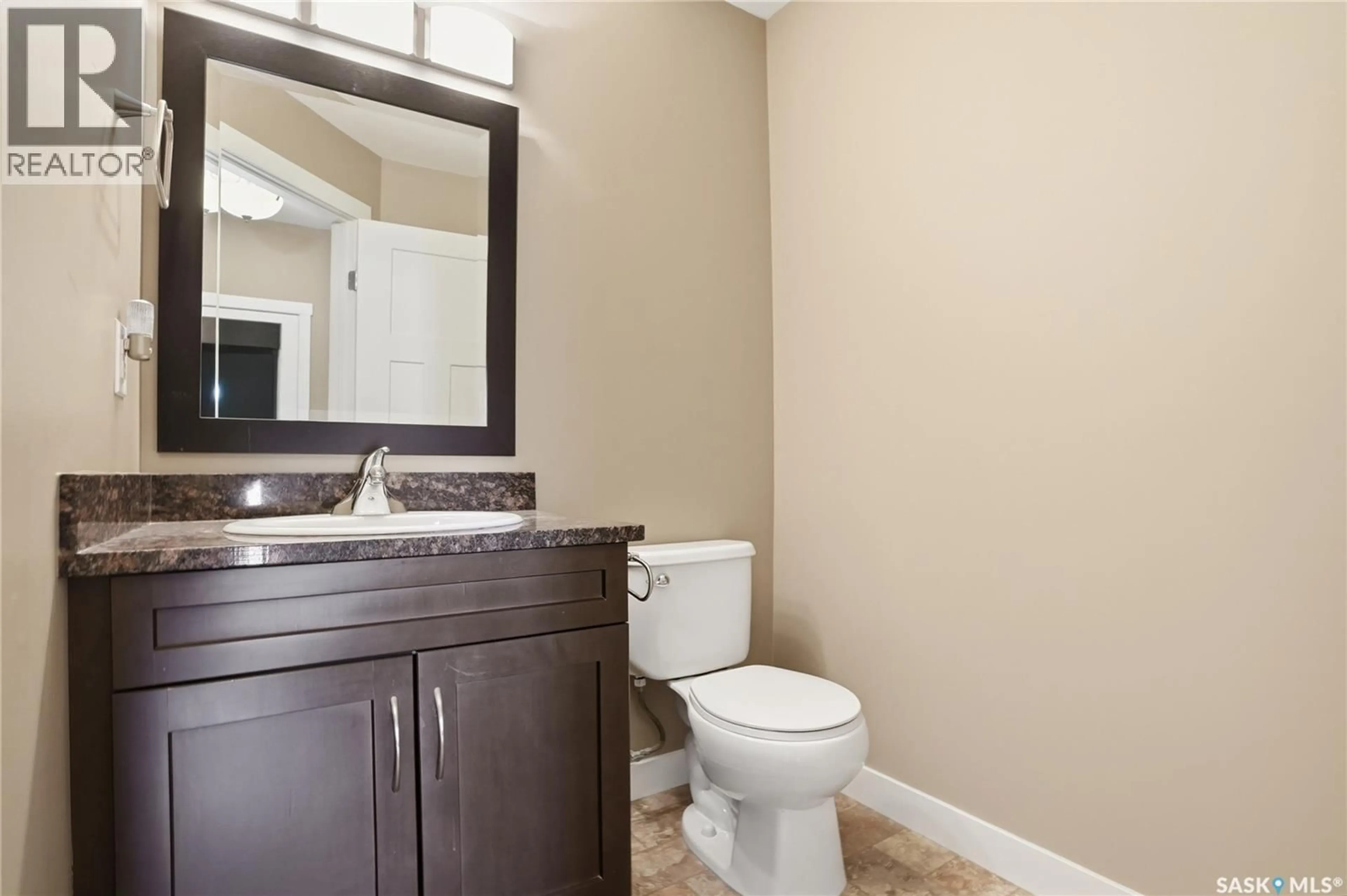 Standard bathroom, ceramic/tile floor for 167 115 SHEPHERD CRESCENT, Saskatoon Saskatchewan S7W0P8