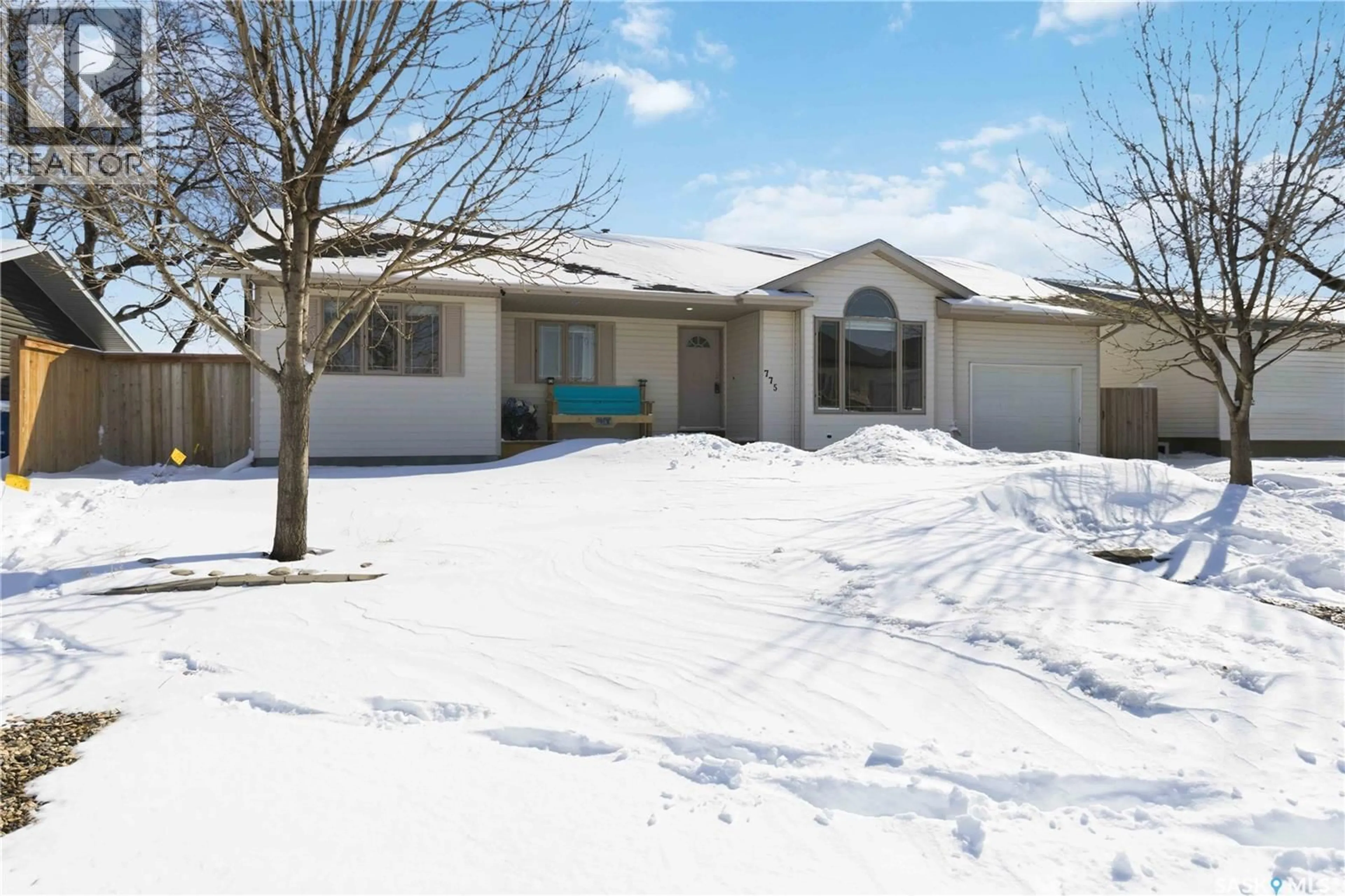 A pic from outside/outdoor area/front of a property/back of a property/a pic from drone, street for 775 1ST AVENUE, Martensville Saskatchewan S0K2T2