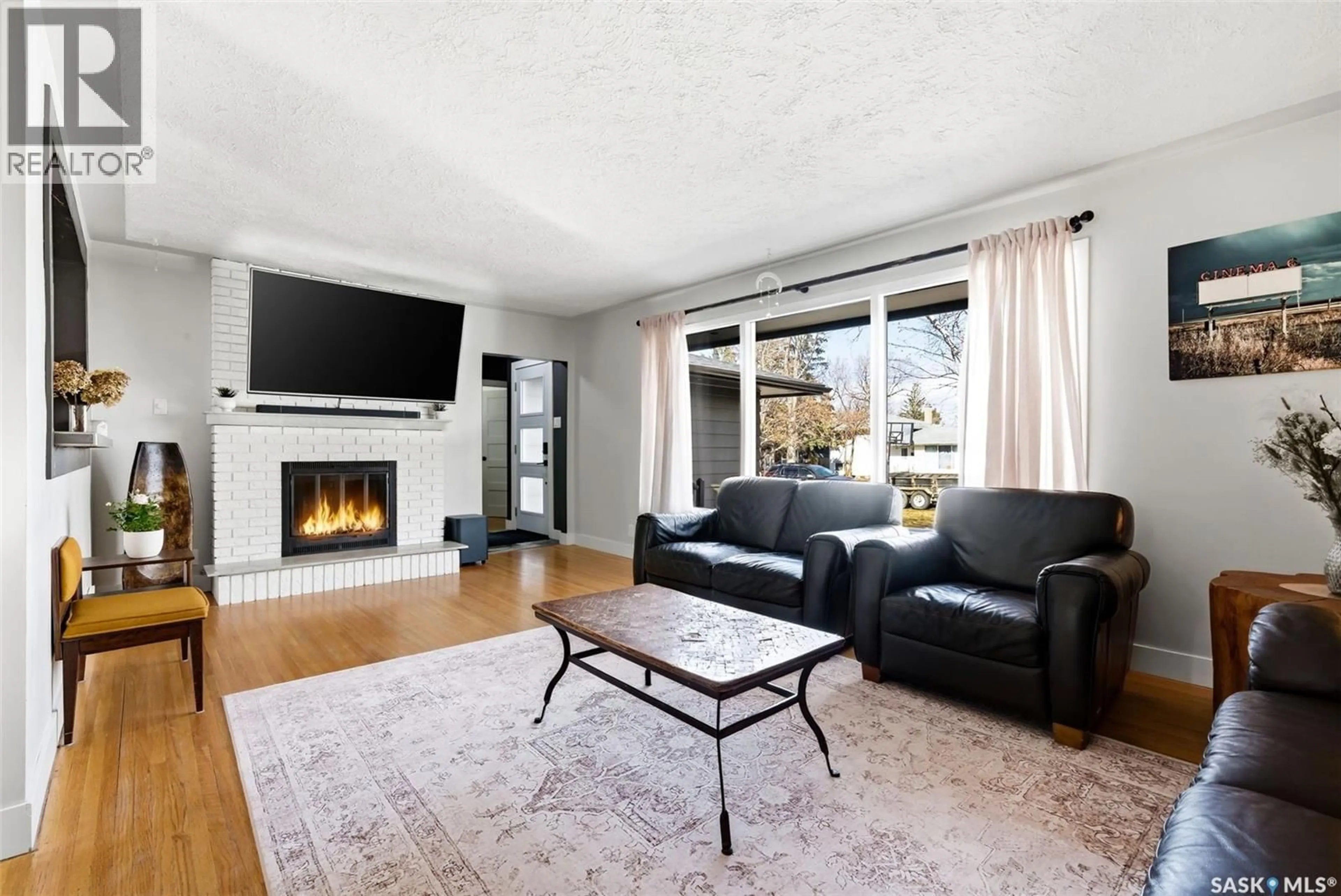 Living room with furniture, unknown for 30 MARSH CRESCENT, Regina Saskatchewan S4S5R4