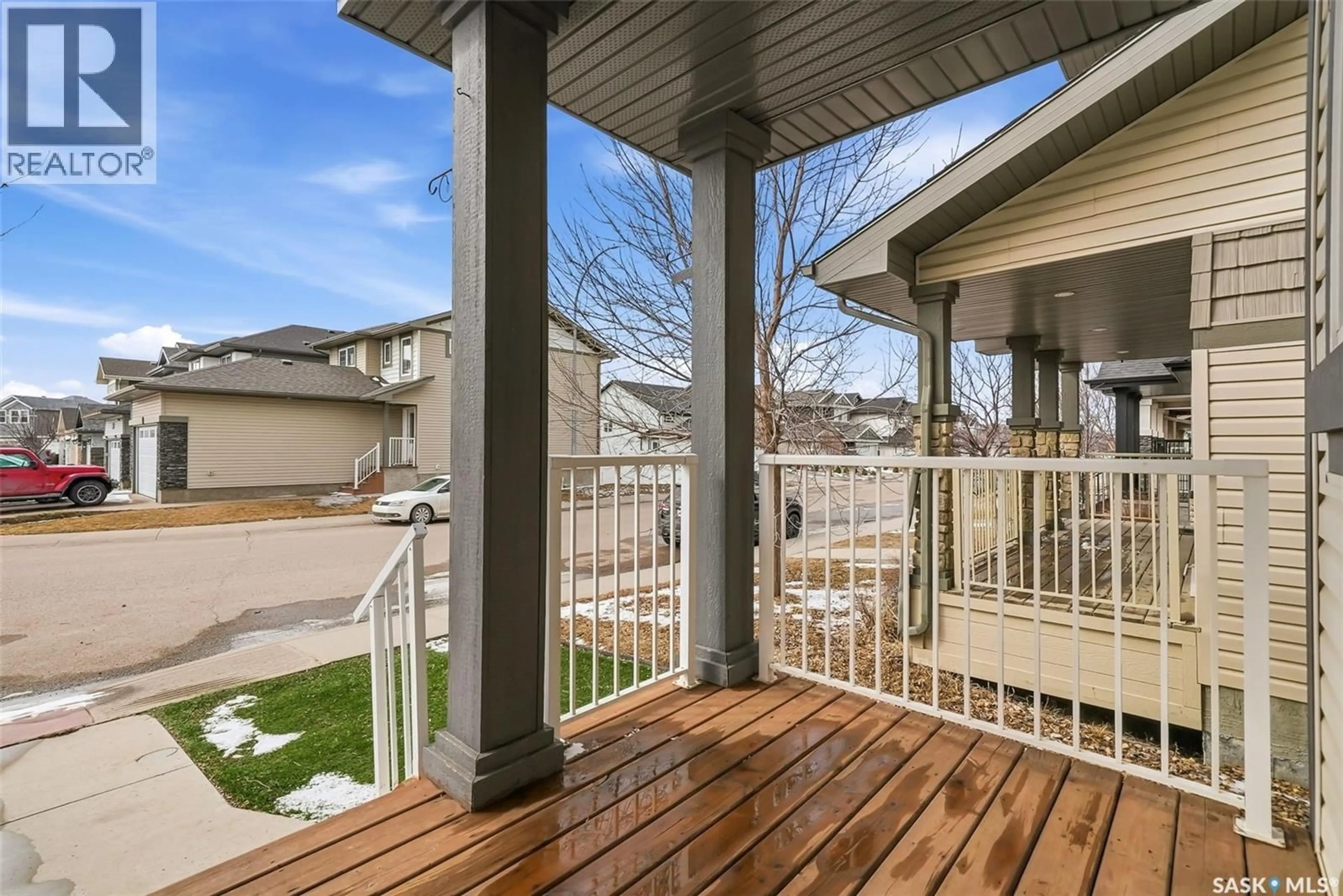 Patio, unknown for 2914 ELGAARD DRIVE, Regina Saskatchewan S4X0M9