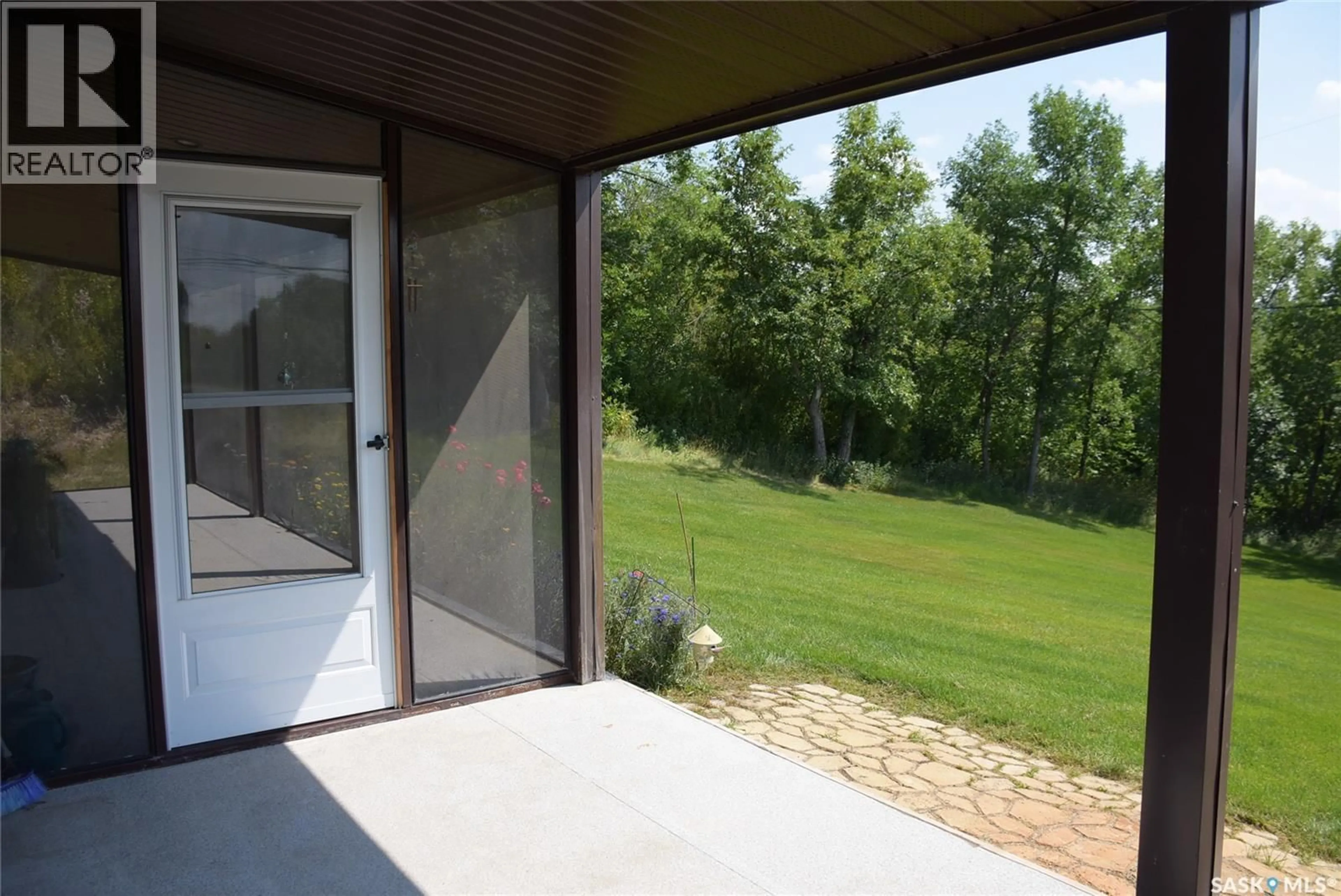 Patio, unknown for 719 PASQUA LAKE ROAD, North Qu'Appelle Rm No. 187 Saskatchewan S0G1S0