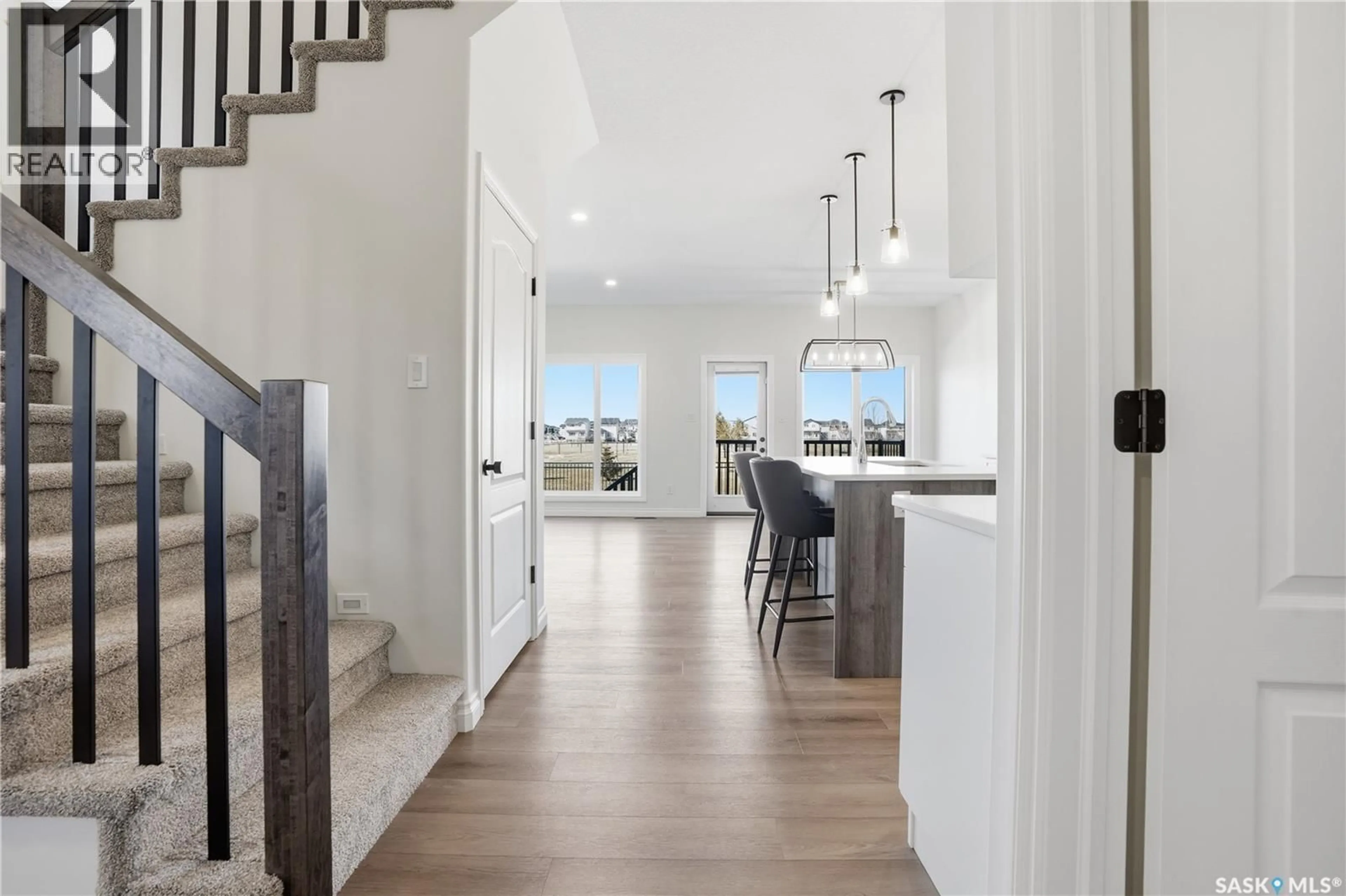 Indoor entryway for 3144 COPELAND ROAD, Regina Saskatchewan S4V3R9