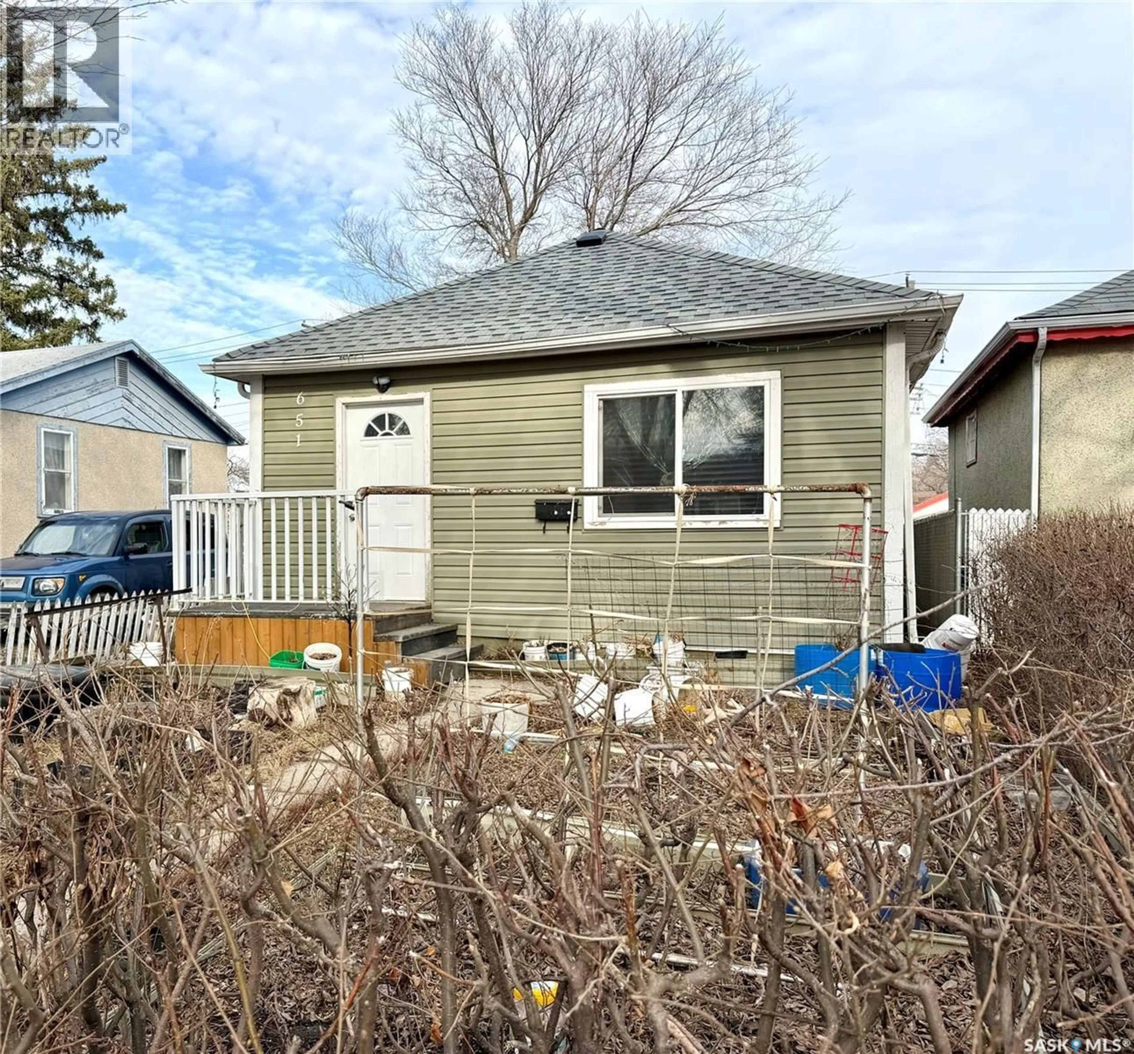 Shed for 651 QUEENS STREET, Regina Saskatchewan S4T4A2