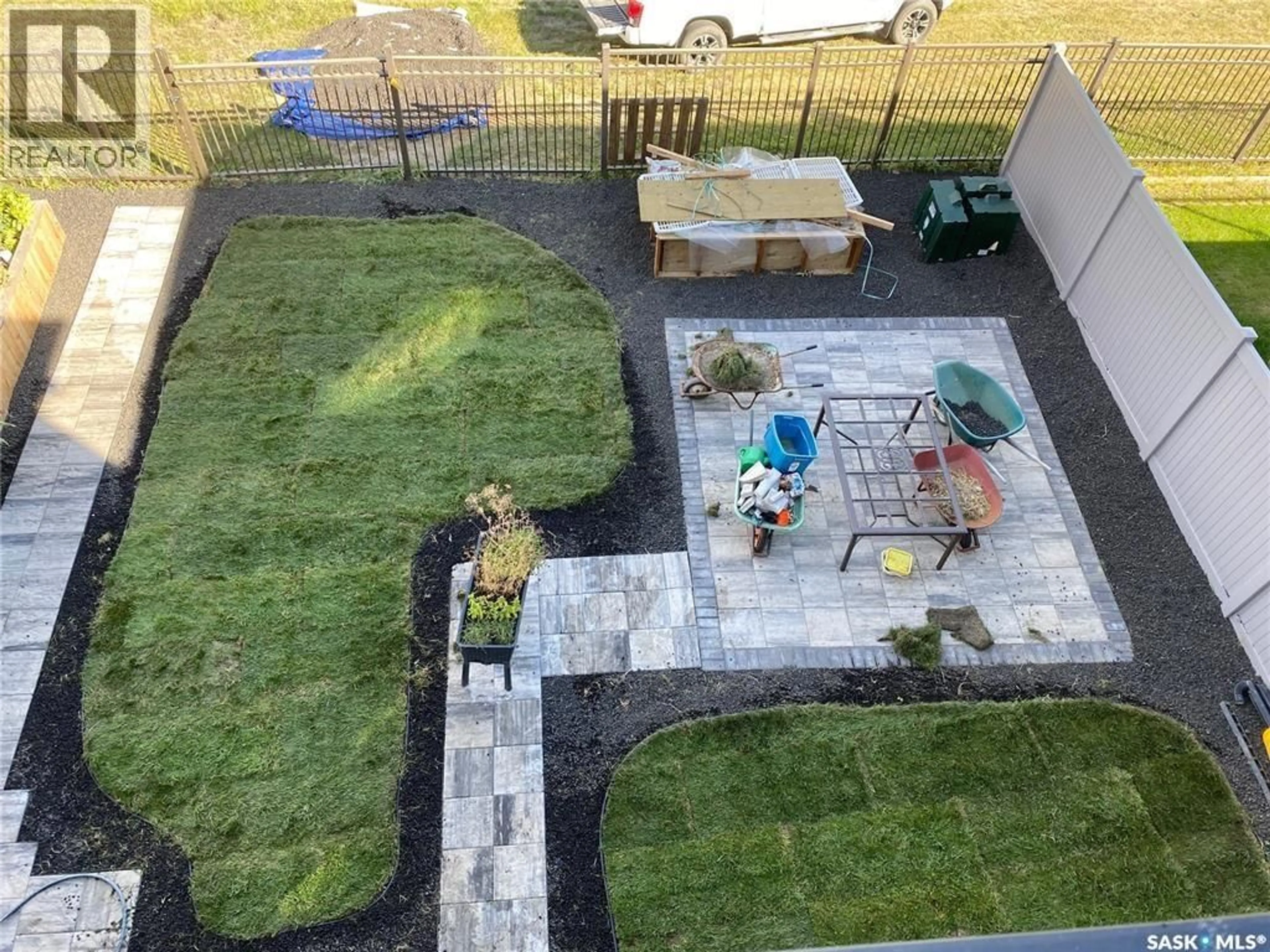 A pic from outside/outdoor area/front of a property/back of a property/a pic from drone, street for 4357 ALBULET DRIVE, Regina Saskatchewan S4W0L6