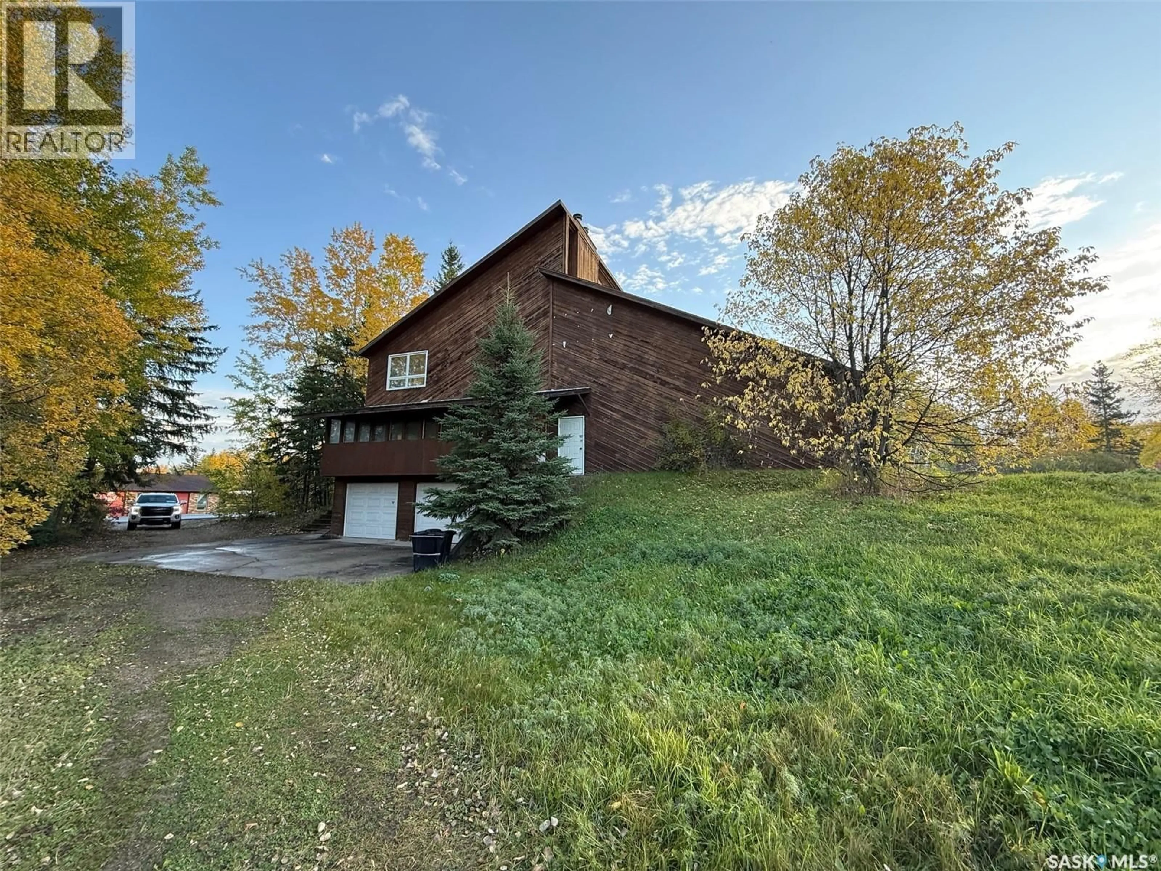 A pic from outside/outdoor area/front of a property/back of a property/a pic from drone, unknown for 130 ANSON STREET, Air Ronge Saskatchewan S0J3G0