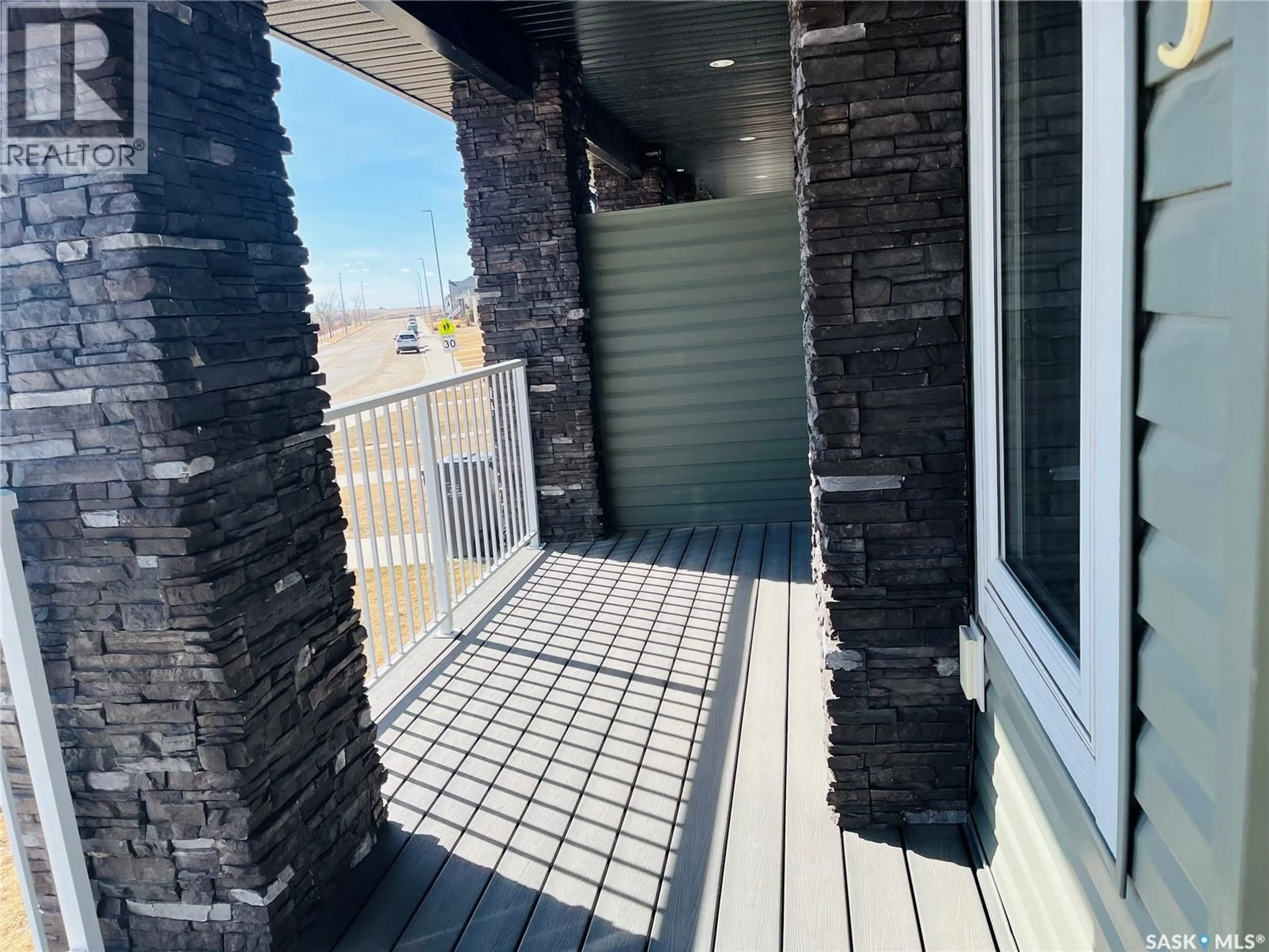 Patio, unknown for 503 DOUGLAS DRIVE, Swift Current Saskatchewan S9H5R6