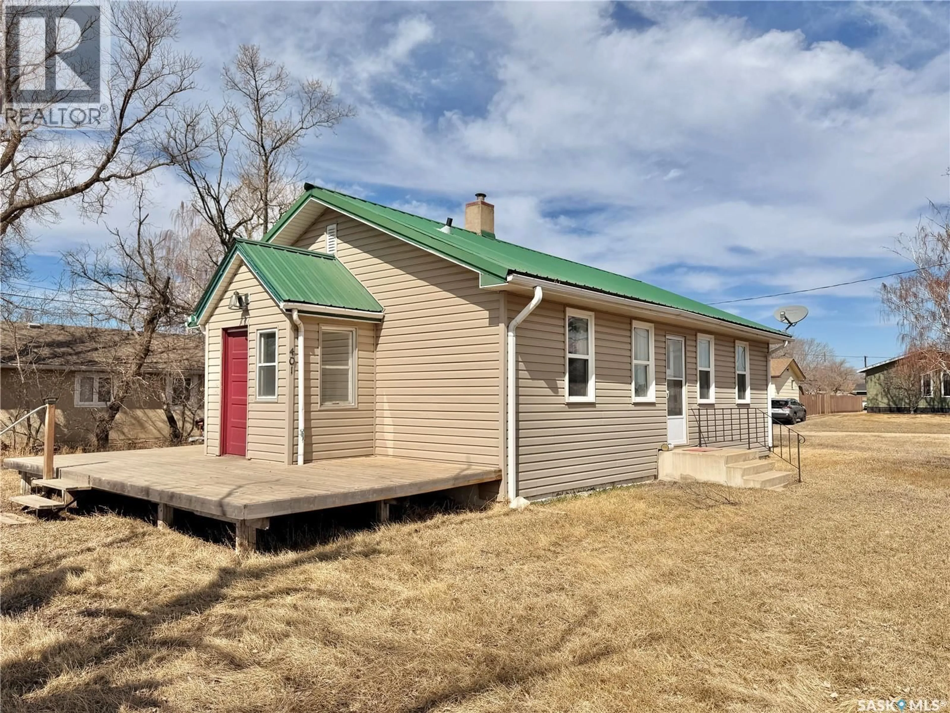 Unknown for 401 PARK AVENUE, Outlook Saskatchewan S0L2N0