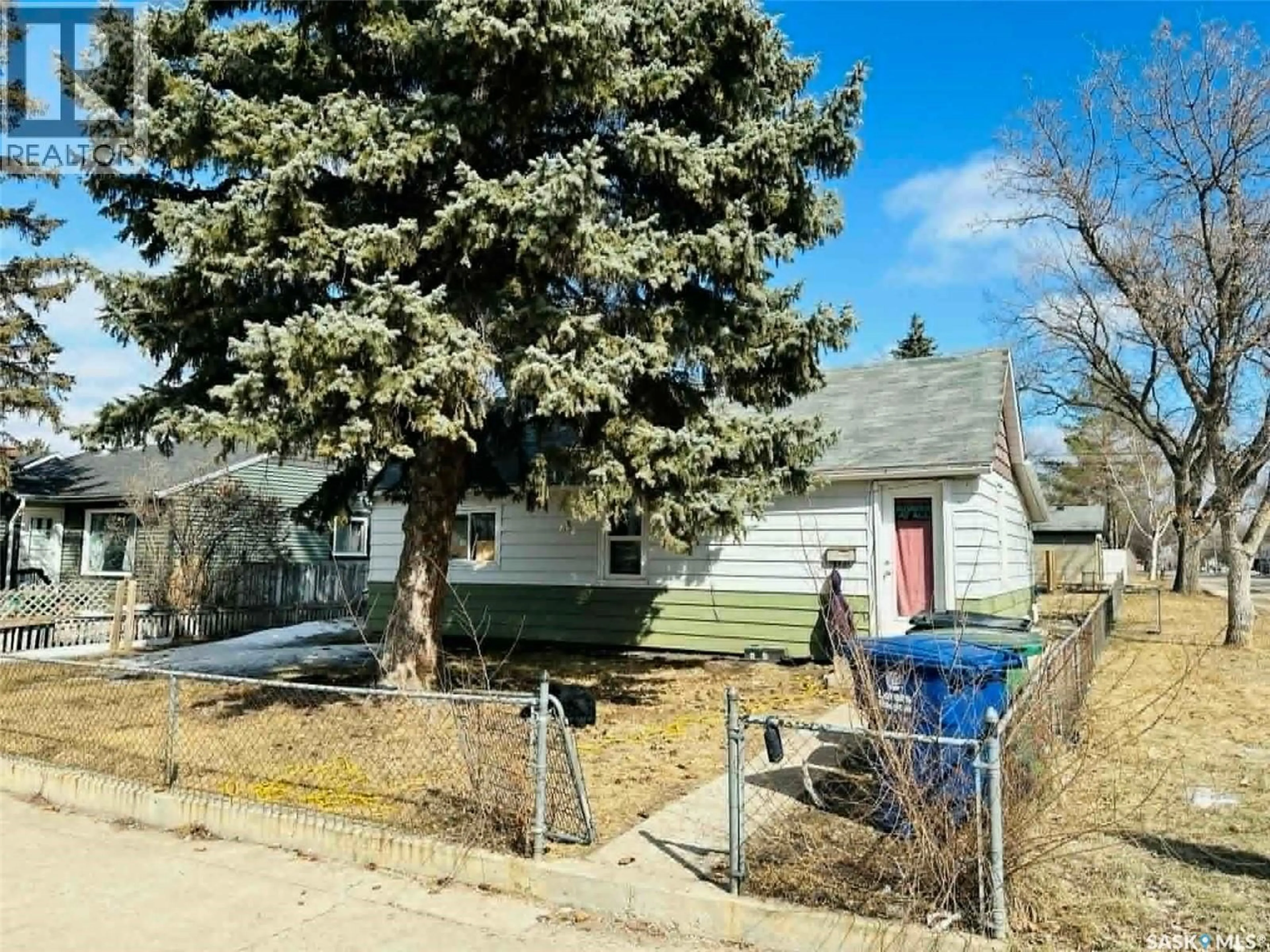 Unknown for 1502 F AVENUE, Saskatoon Saskatchewan S7L1X9