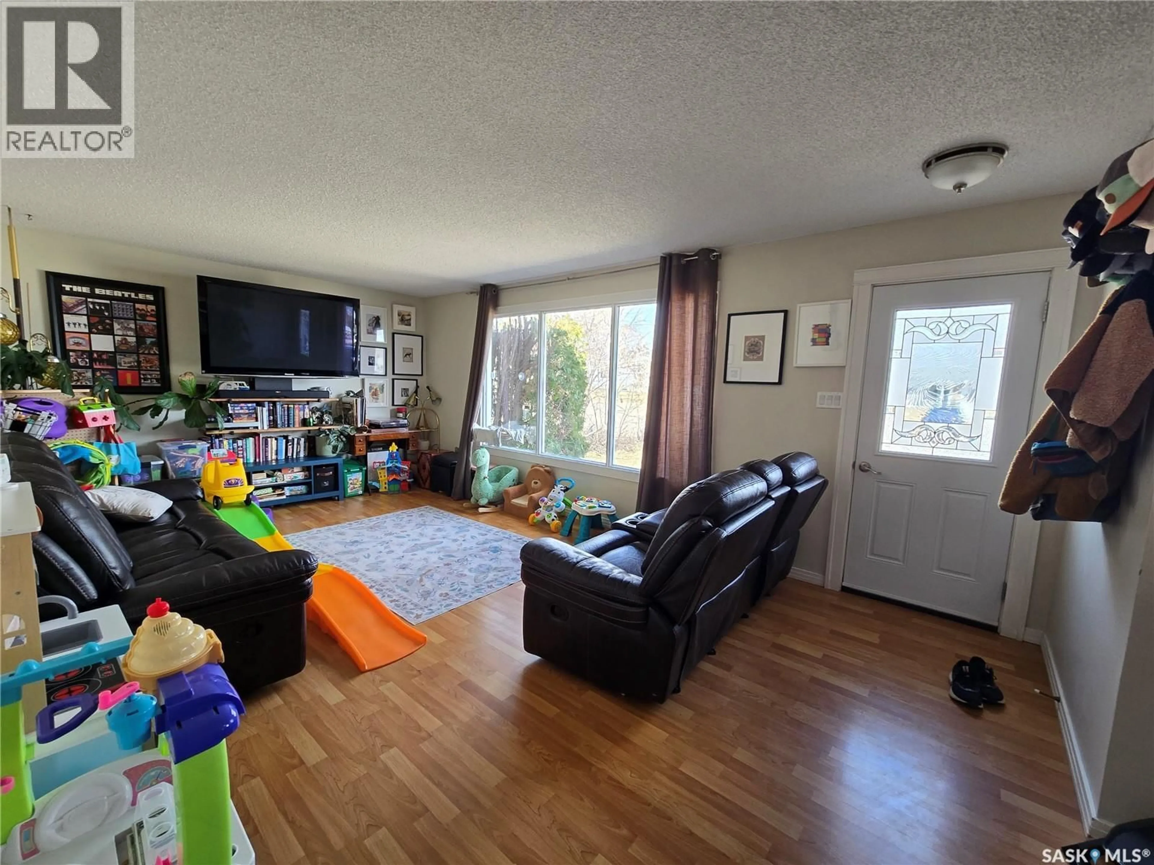 A pic of a room for 208 CLINTON PLACE, Swift Current Saskatchewan S9H4K2