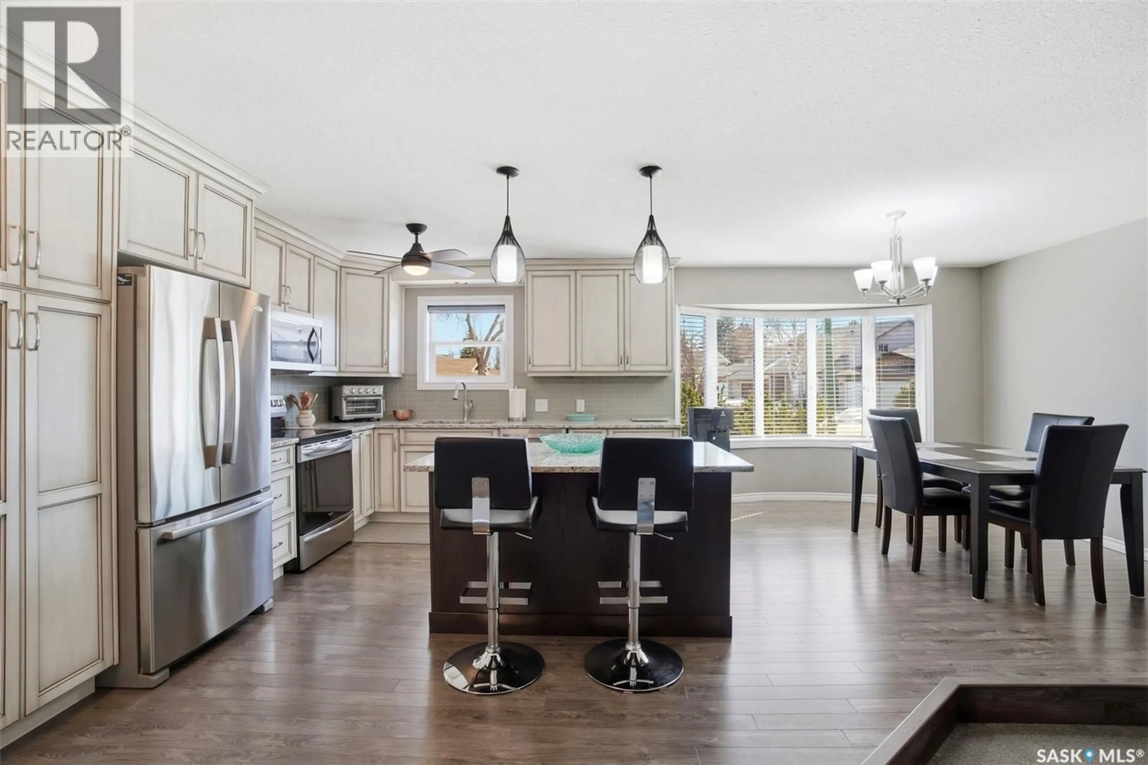Open concept kitchen, unknown for 347 DELARONDE ROAD, Saskatoon Saskatchewan S7J3Y5