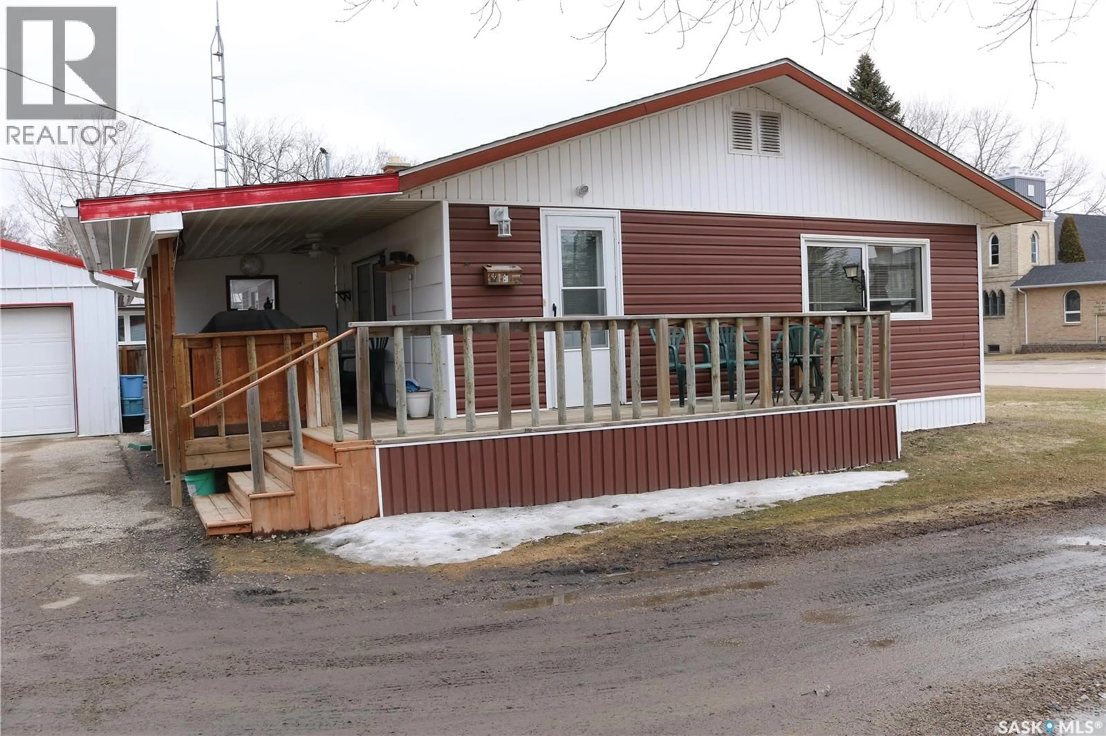 Unknown for 708 ELLICE STREET, Moosomin Saskatchewan S0G3N0