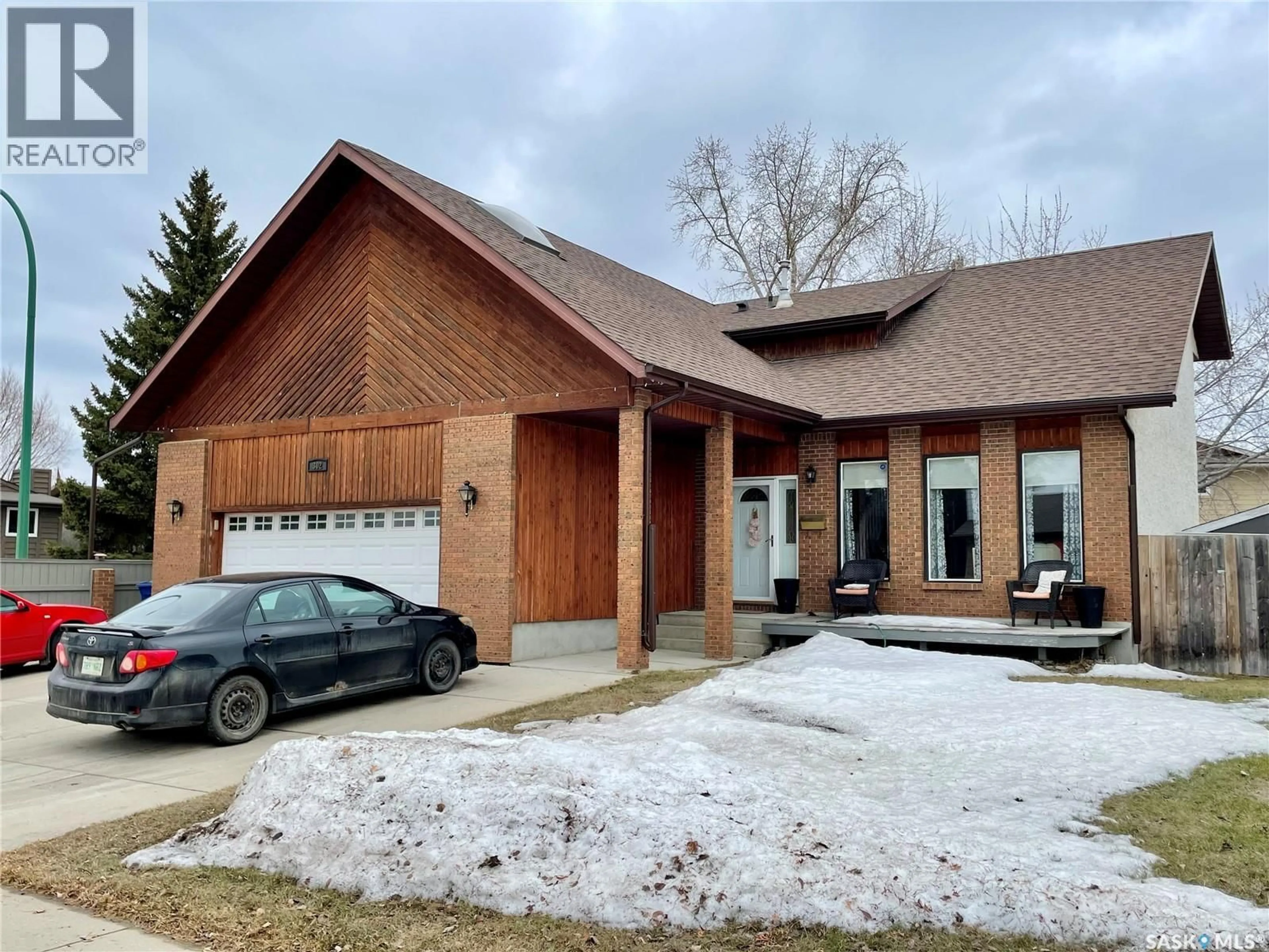 Home with brick exterior material, unknown for 302 NOKOMIS PLACE, Saskatoon Saskatchewan S7K5E2