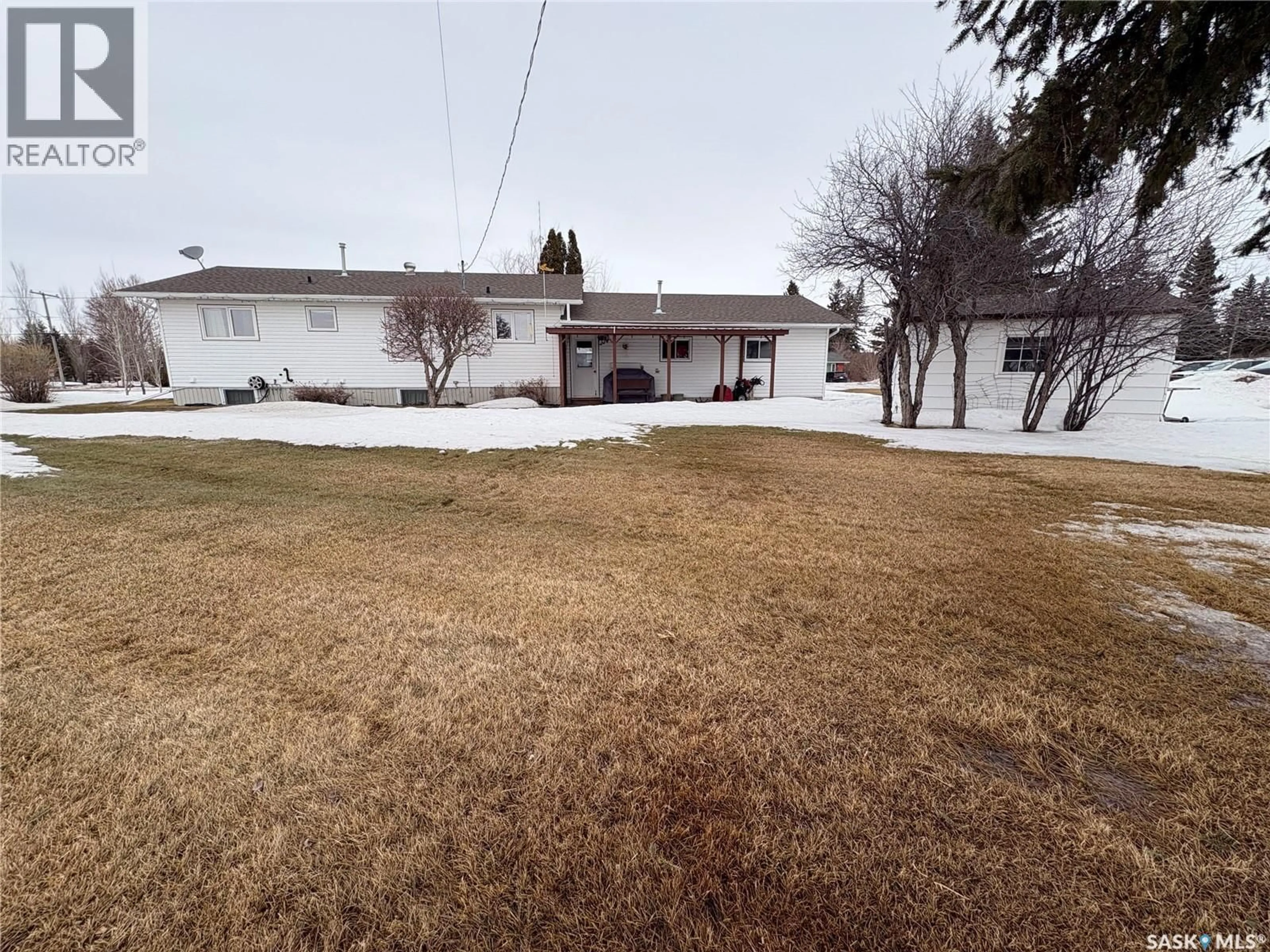A pic from outside/outdoor area/front of a property/back of a property/a pic from drone, street for 109 ROAD AVENUE, Langenburg Saskatchewan S0A2A0
