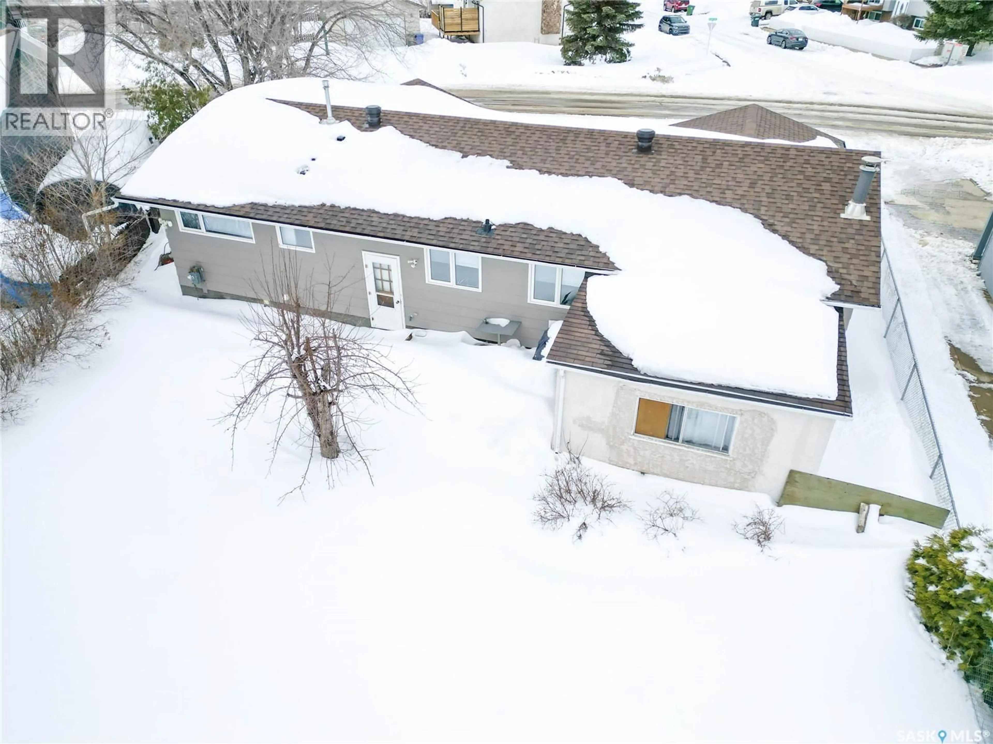 A pic from outside/outdoor area/front of a property/back of a property/a pic from drone, street for 2858 DUNN DRIVE, Prince Albert Saskatchewan S6V6K7