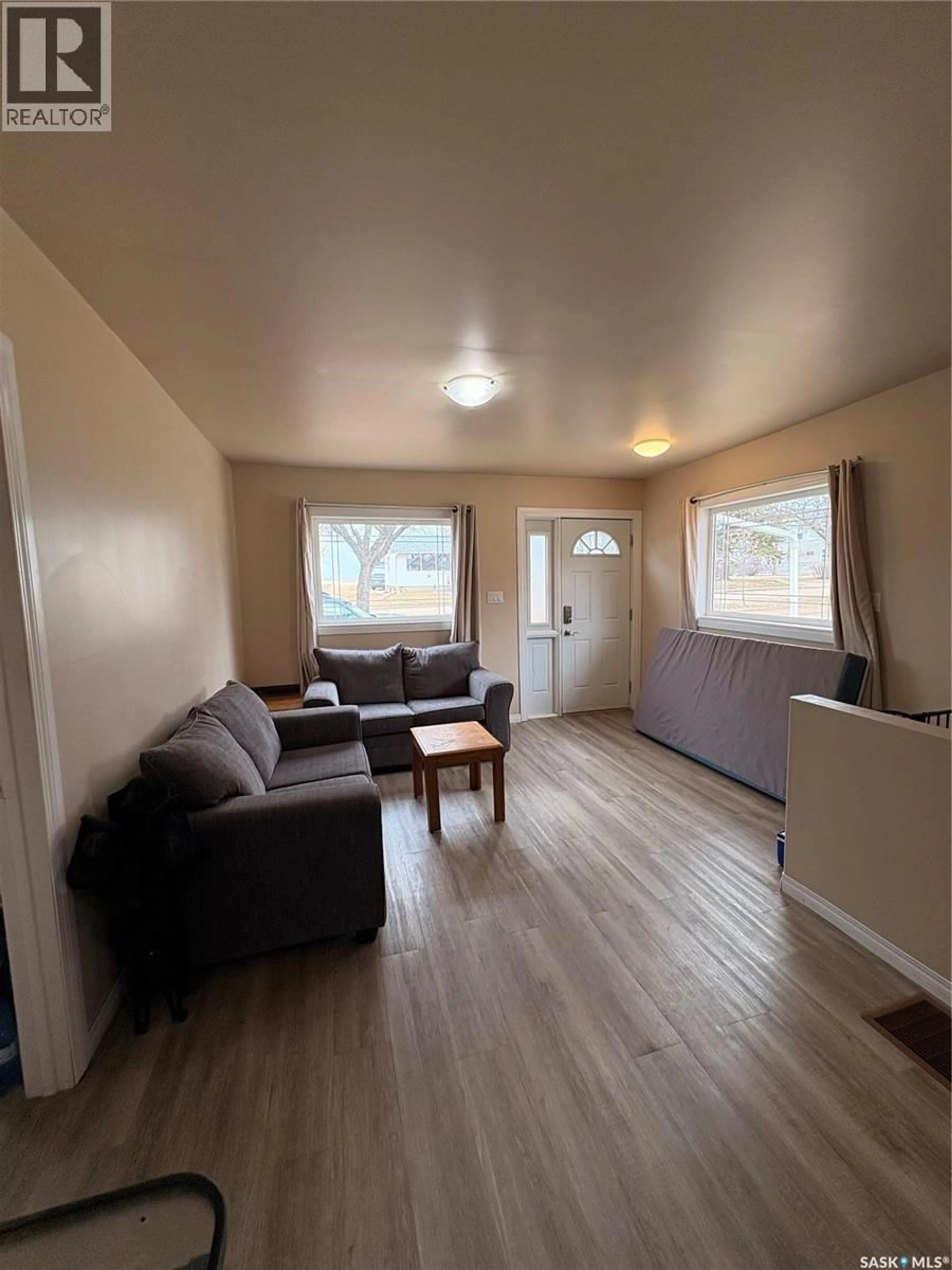 A pic of a room for 118 2ND STREET, Lafleche Saskatchewan S0H2K0