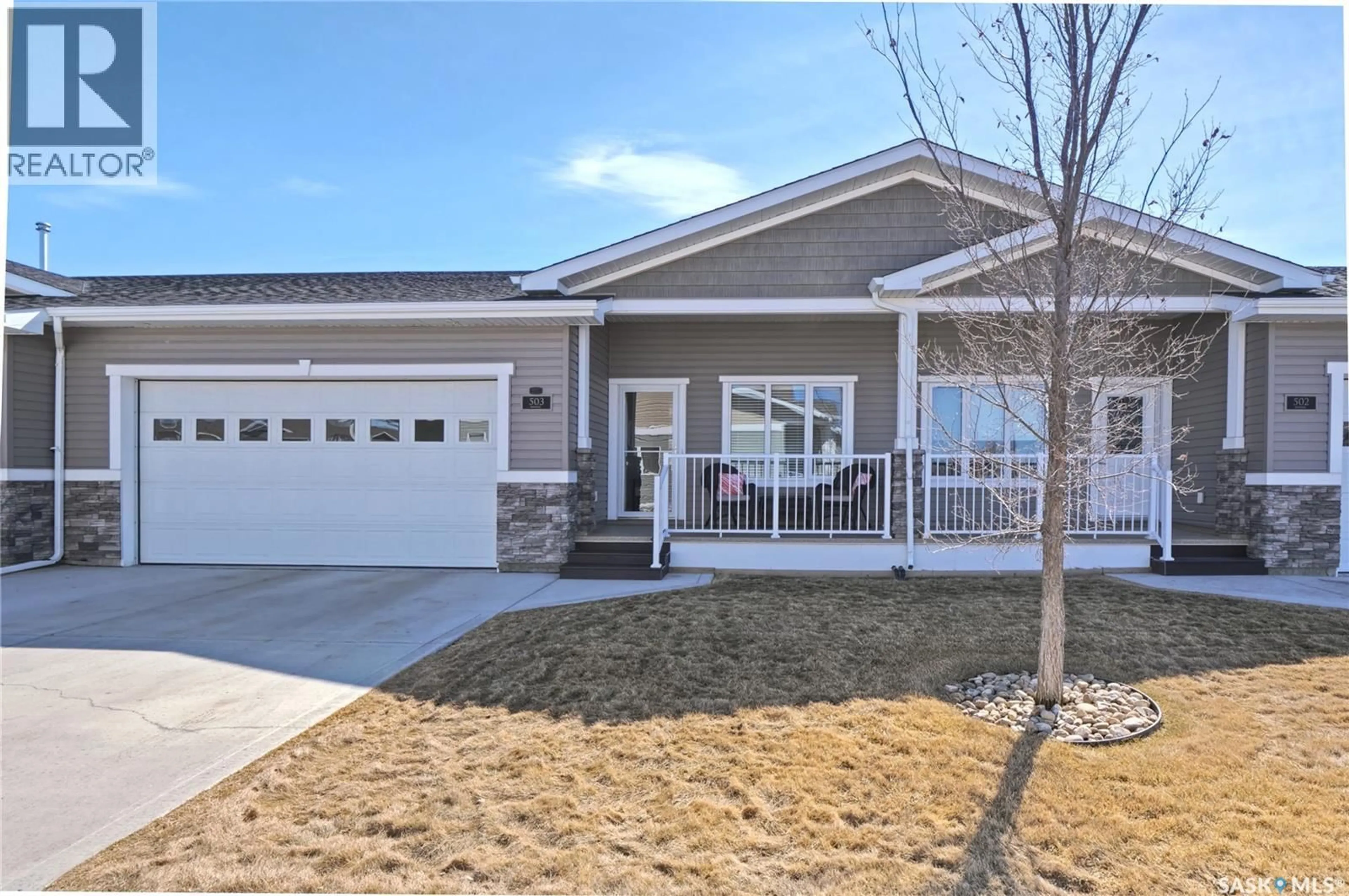 Home with vinyl exterior material, street for 503 - 1015 BRADLEY STREET, Moose Jaw Saskatchewan S6H5Y4