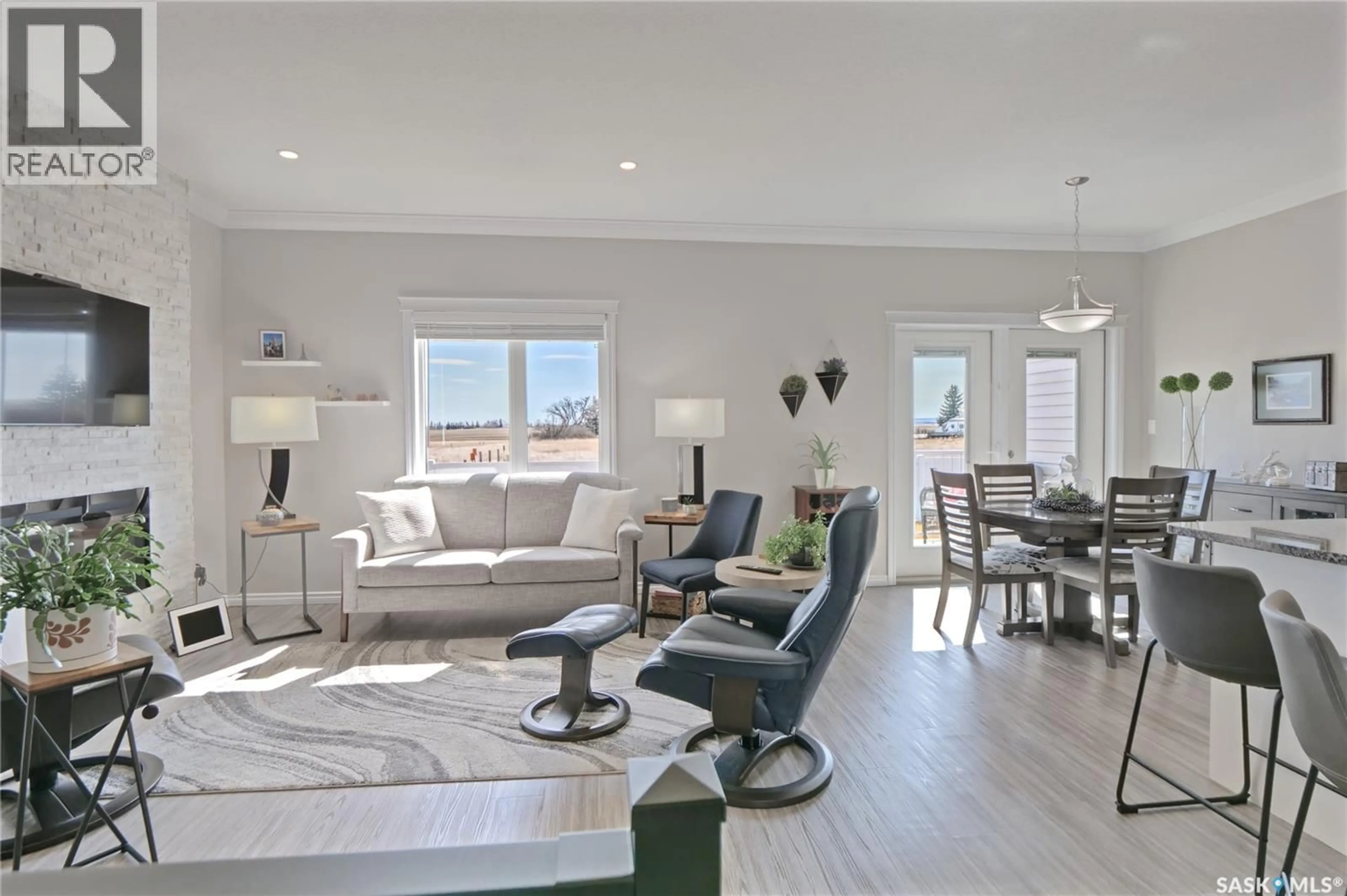 Living room with furniture, unknown for 503 - 1015 BRADLEY STREET, Moose Jaw Saskatchewan S6H5Y4