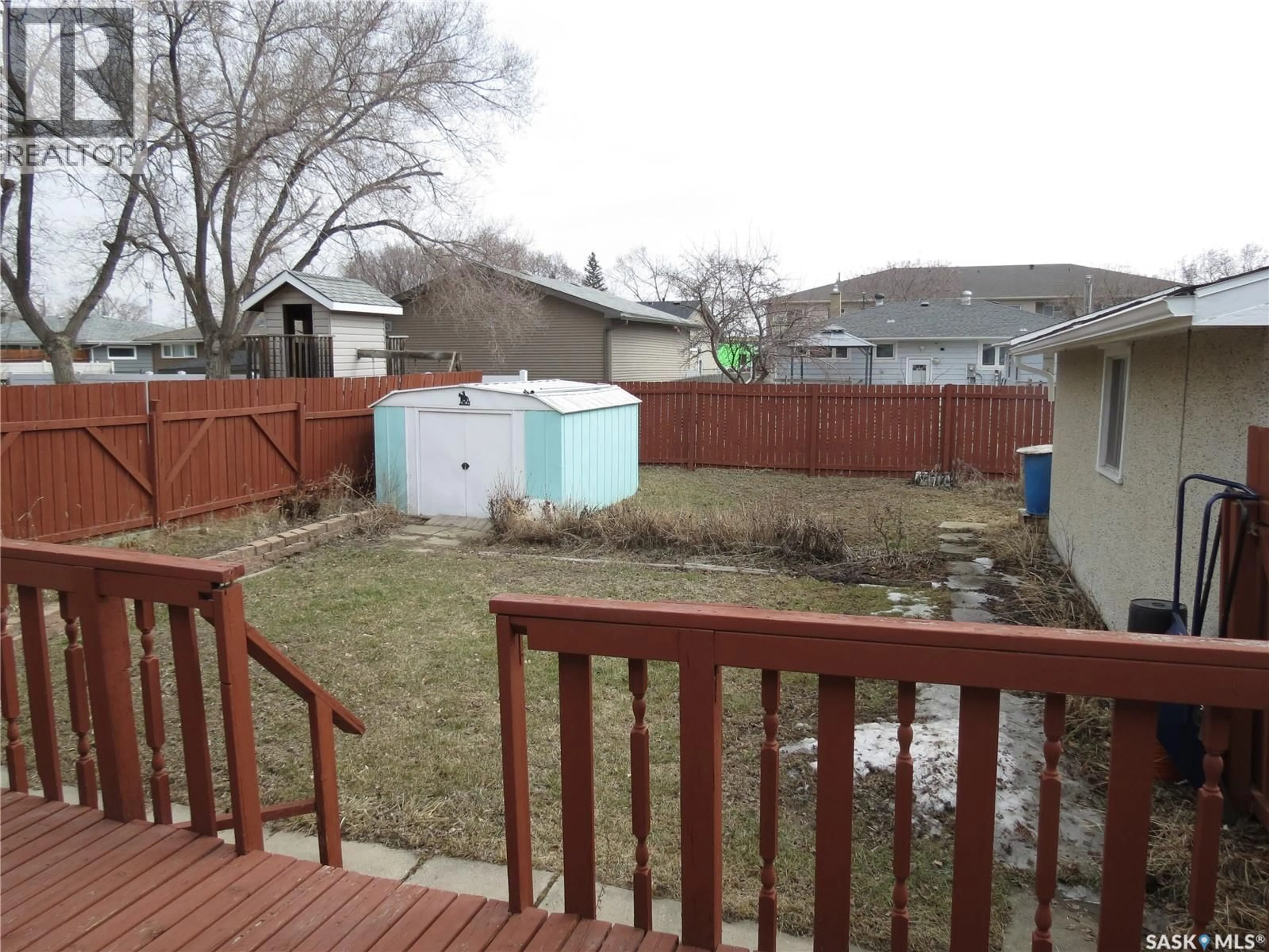 Patio, unknown for 19 MERLIN CRESCENT, Regina Saskatchewan S4R3E7