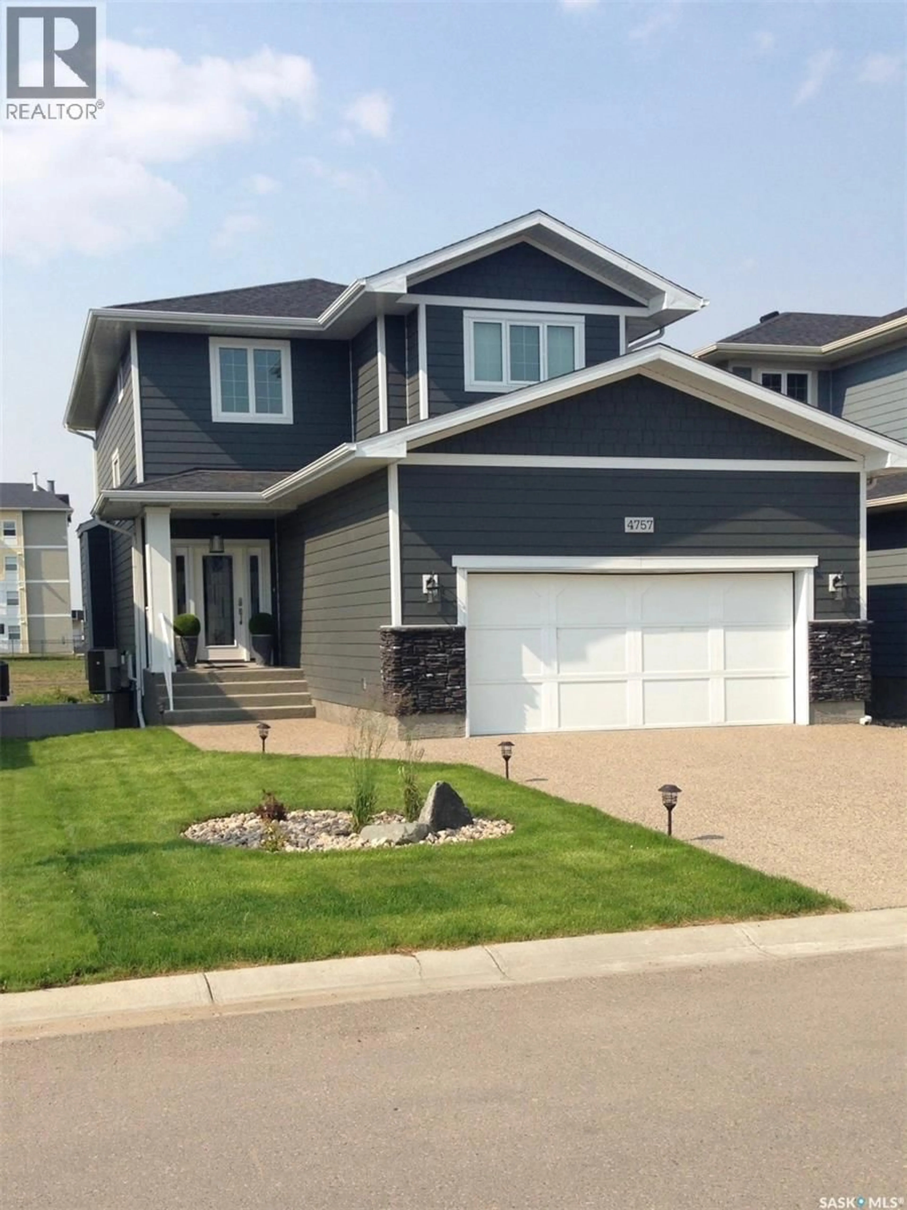 Home with vinyl exterior material, street for 4757 SKINNER CRESCENT, Regina Saskatchewan S4W0A4