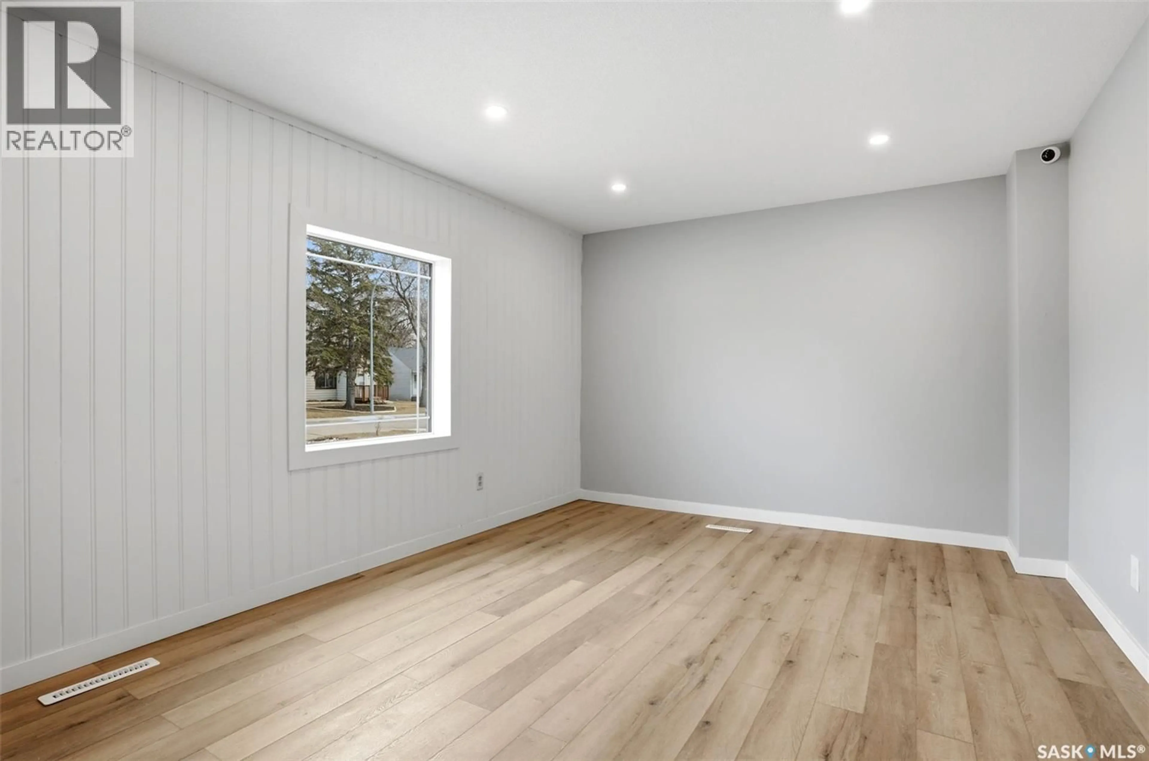 A pic of a room for 1736 MCINTOSH STREET, Regina Saskatchewan S4T5C5