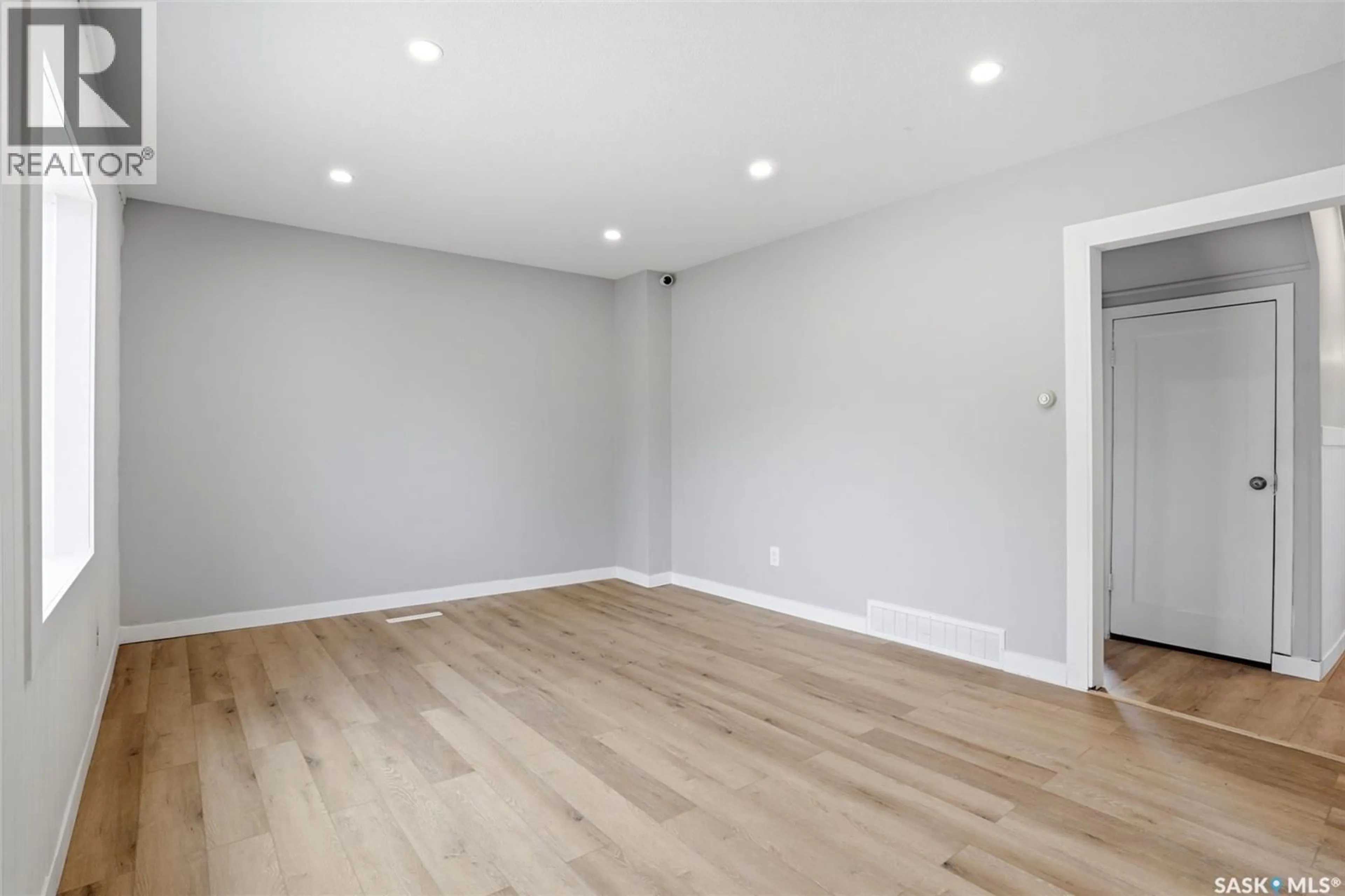 A pic of a room for 1736 MCINTOSH STREET, Regina Saskatchewan S4T5C5