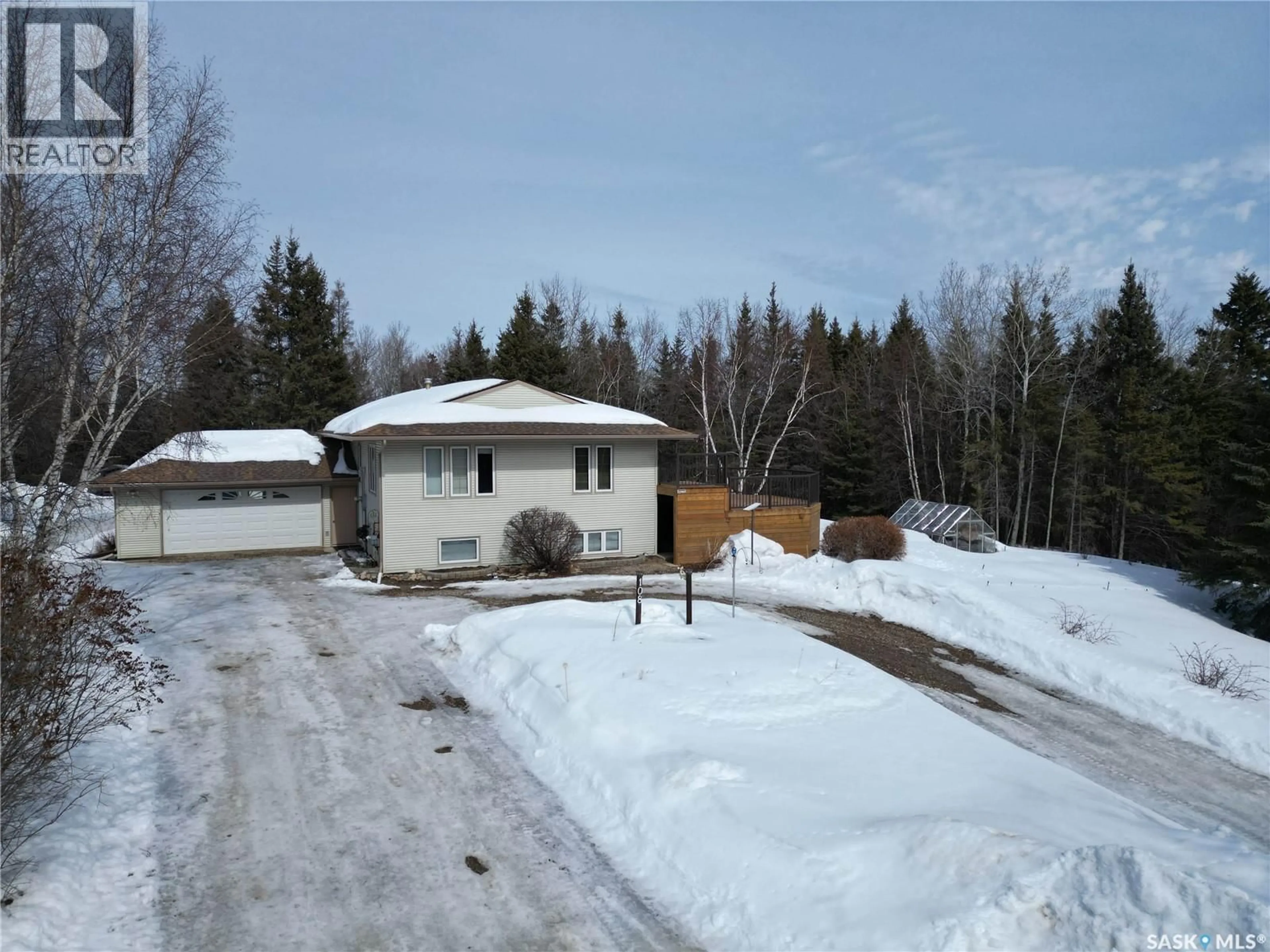A pic from outside/outdoor area/front of a property/back of a property/a pic from drone, street for 108 POPLAR CRESCENT, Paddockwood Rm No. 520 Saskatchewan S0J0N0