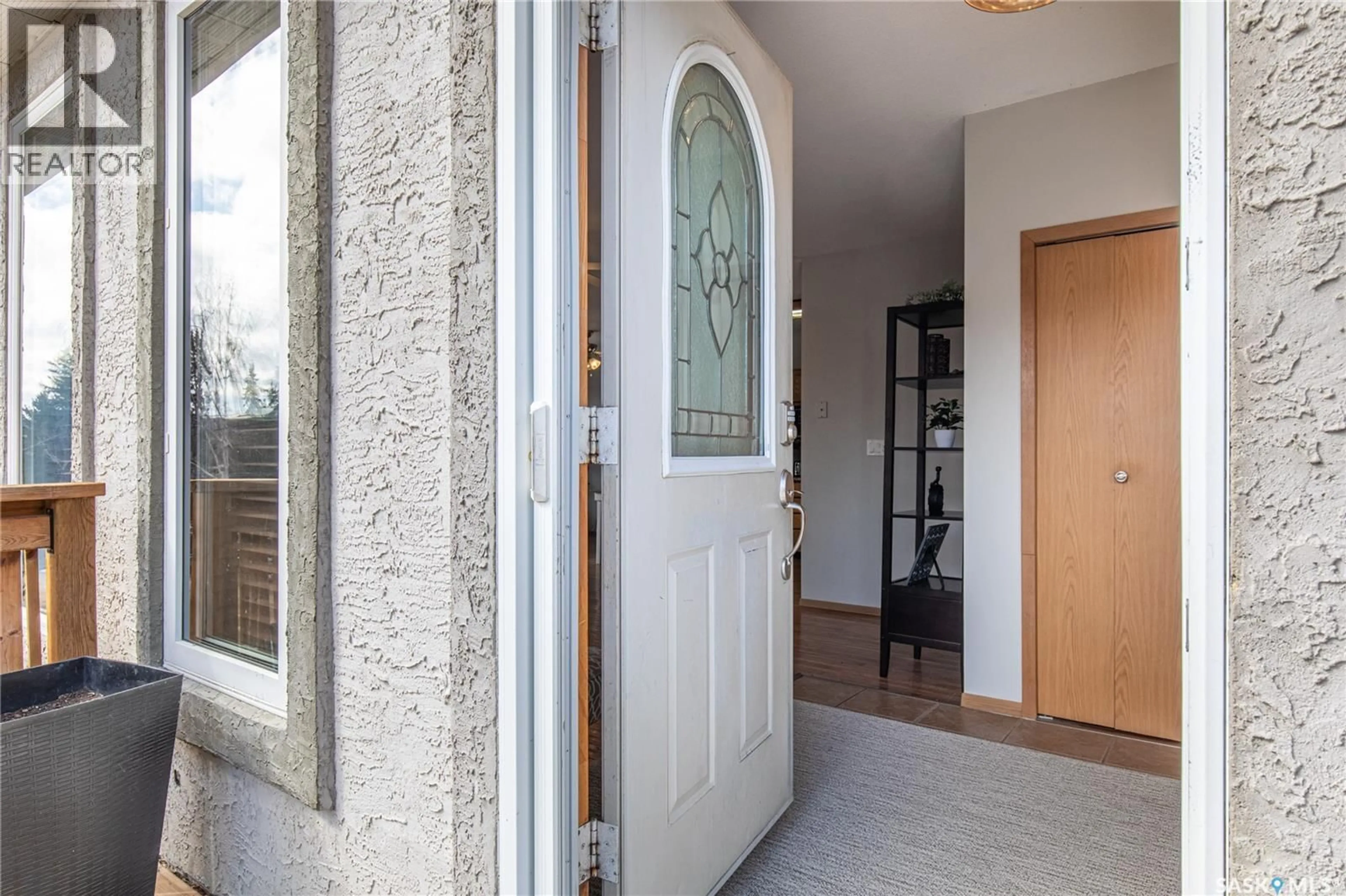 Indoor entryway for 25 ALICE CRESCENT, North Grove Saskatchewan S0H4C0
