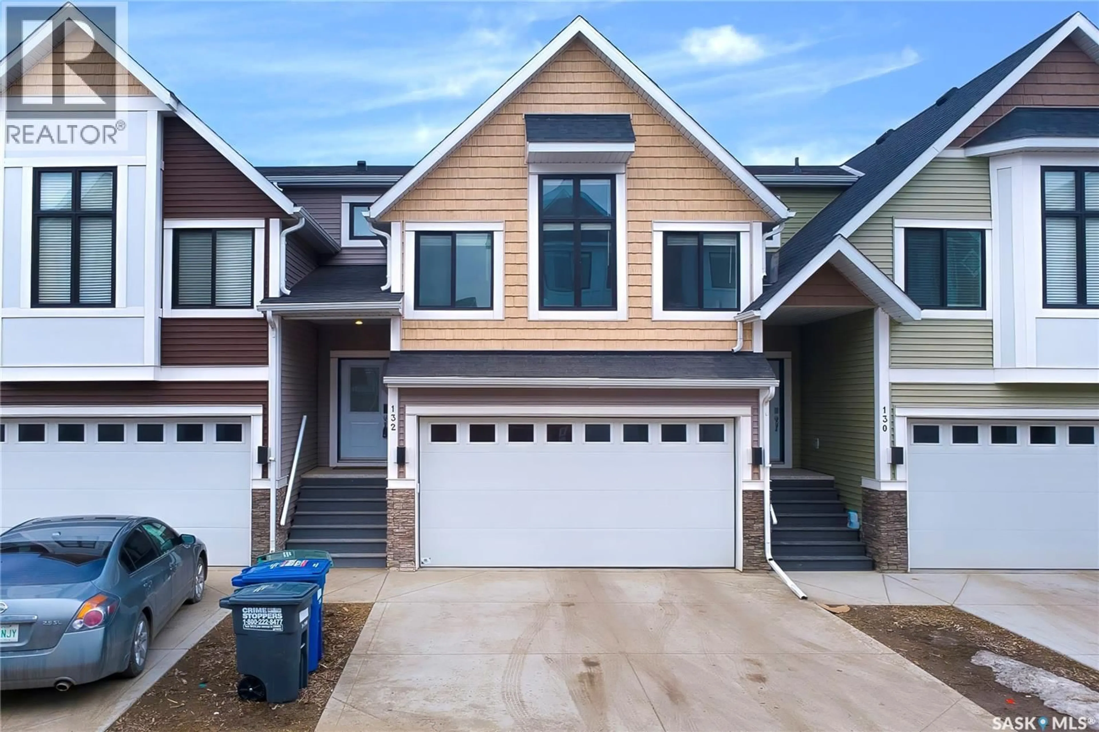 Home with vinyl exterior material, street for 132 3220 11TH STREET, Saskatoon Saskatchewan S7M5M4