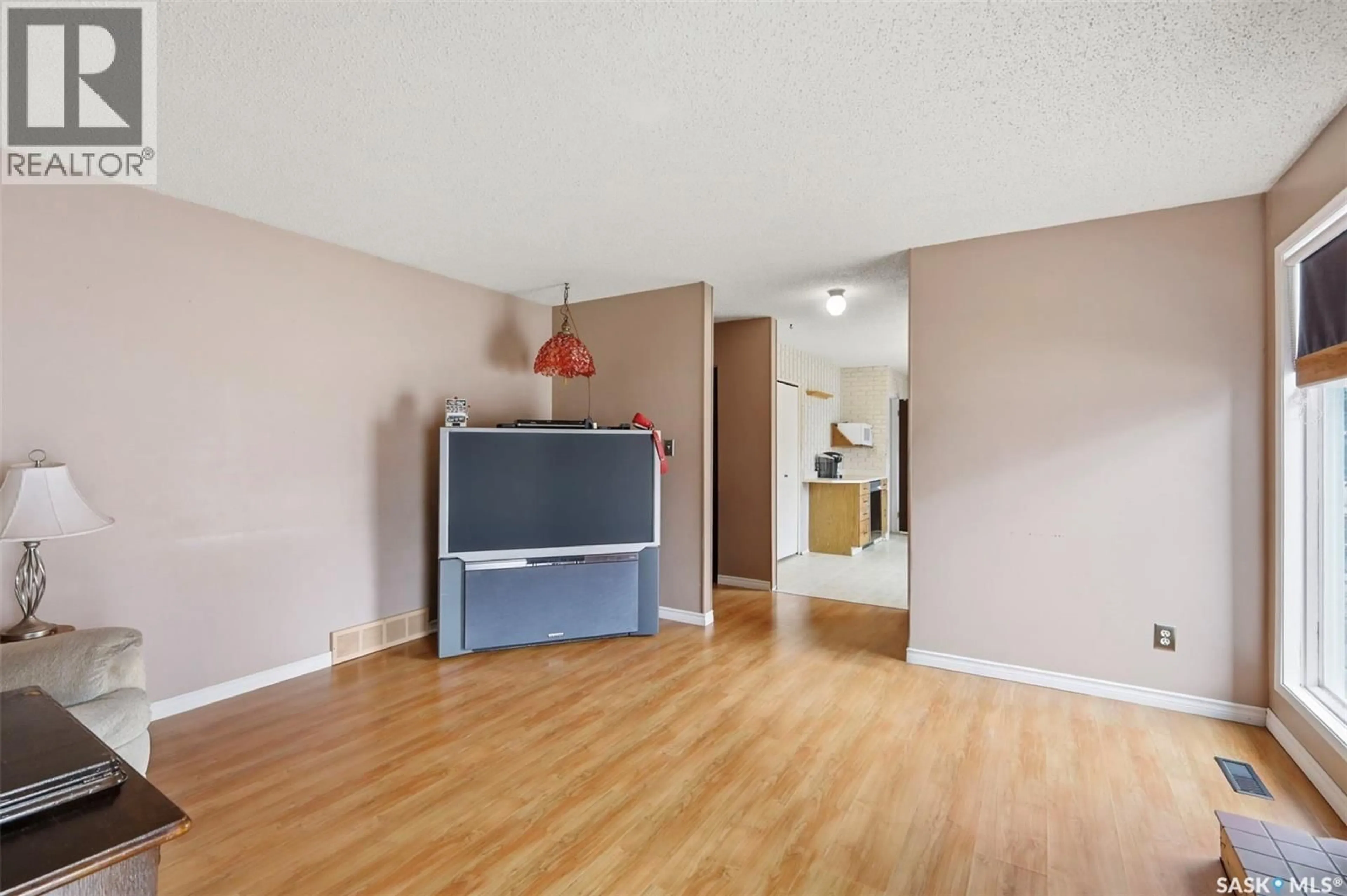 Unknown for 142 HEISE CRESCENT, Saskatoon Saskatchewan S7M4V3