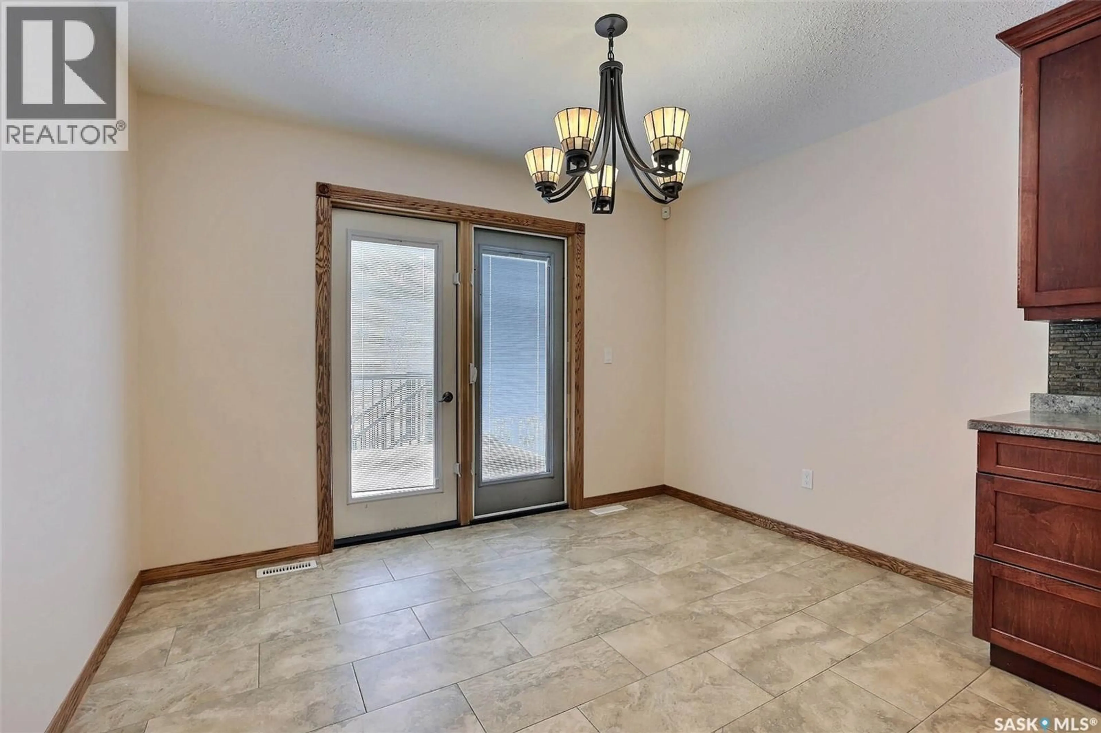 Indoor entryway for A & B - 1928 ST JOHN STREET, Regina Saskatchewan S4P3C8