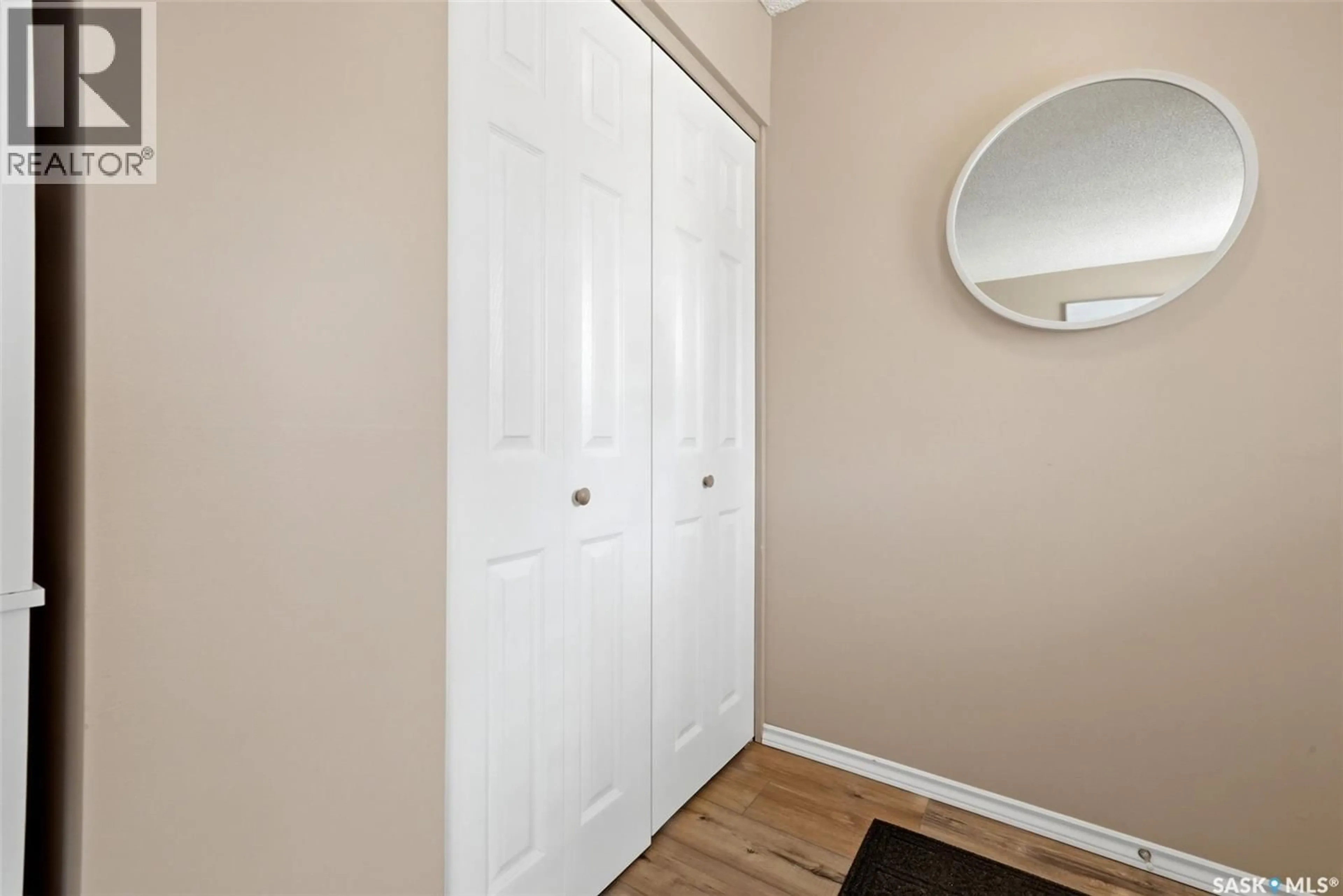 Indoor entryway for 310 MARKWELL DRIVE, Regina Saskatchewan S4X1N1