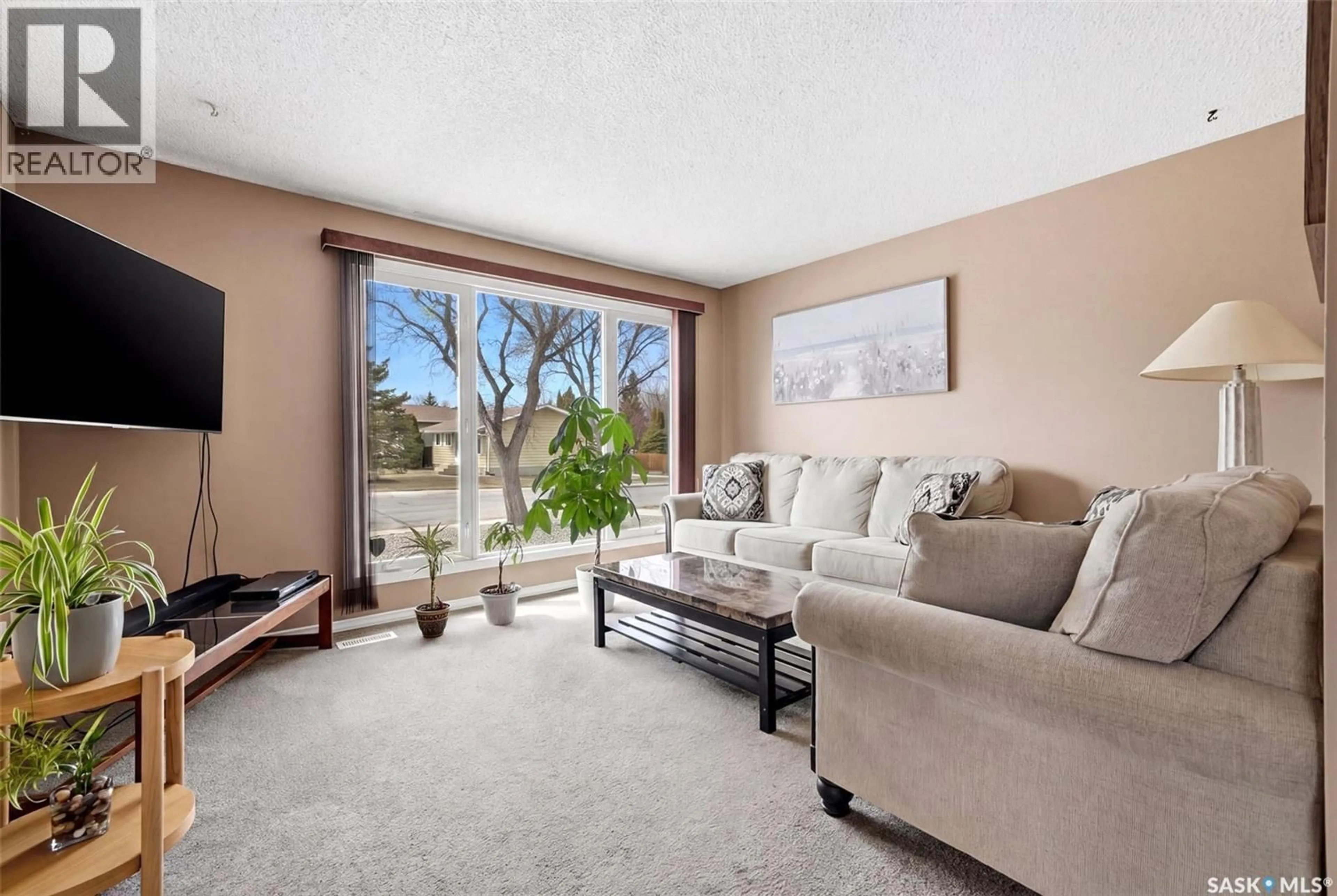 Living room with furniture, unknown for 310 MARKWELL DRIVE, Regina Saskatchewan S4X1N1