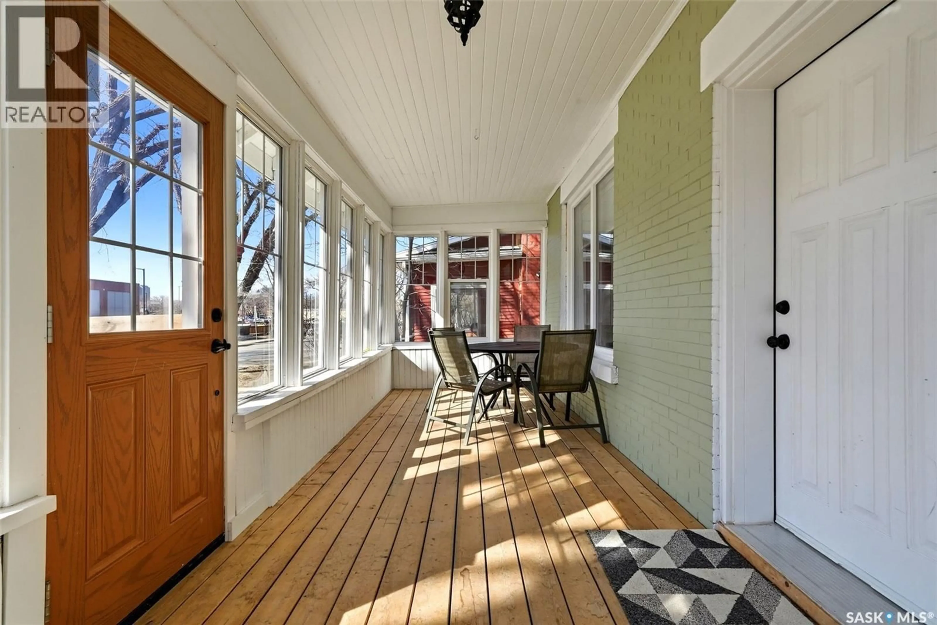 Indoor entryway for 2209 TORONTO STREET, Regina Saskatchewan S4P1N5