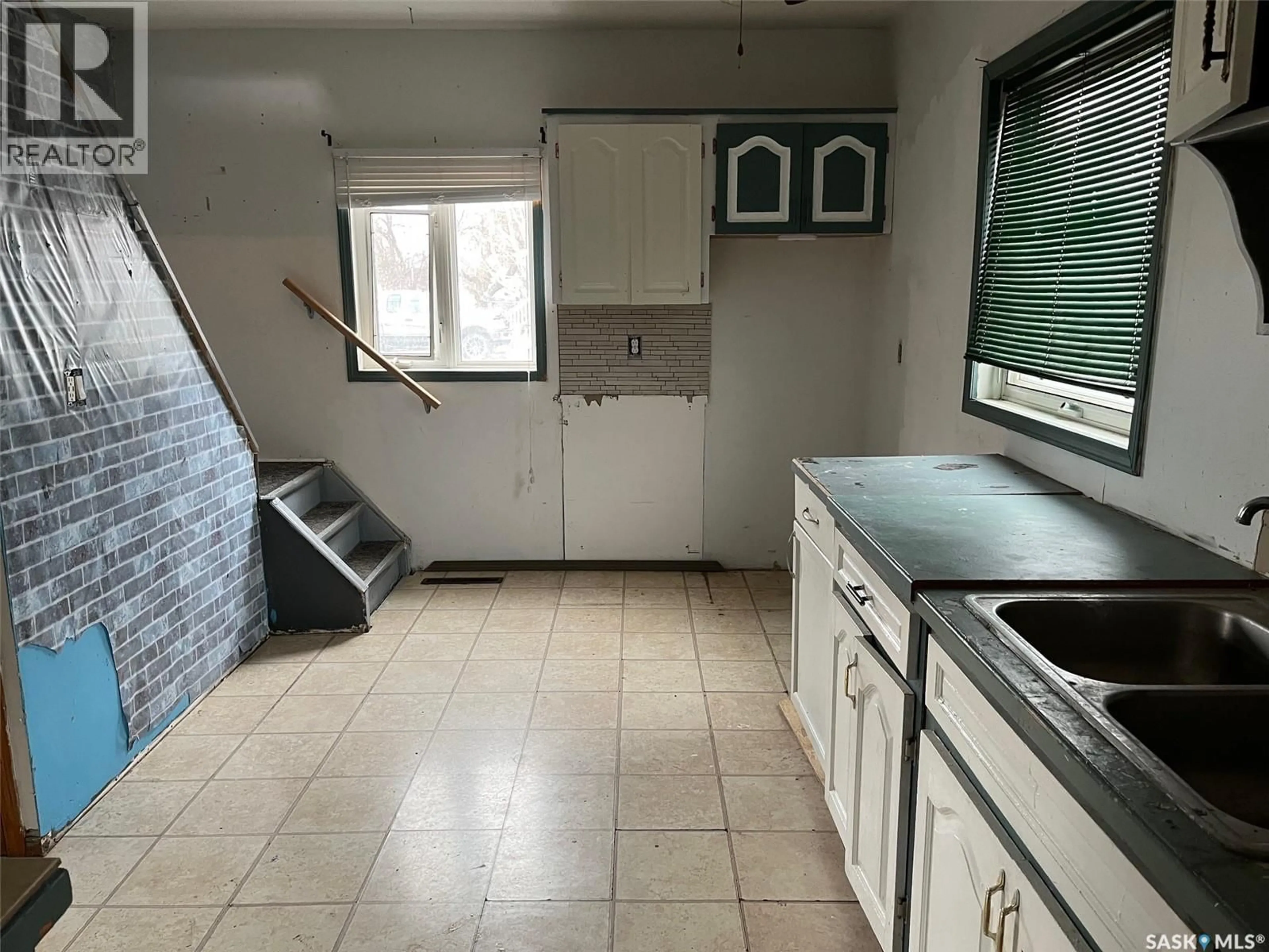 A pic of a room for 138 1ST AVENUE, Montmartre Saskatchewan S0G3M0