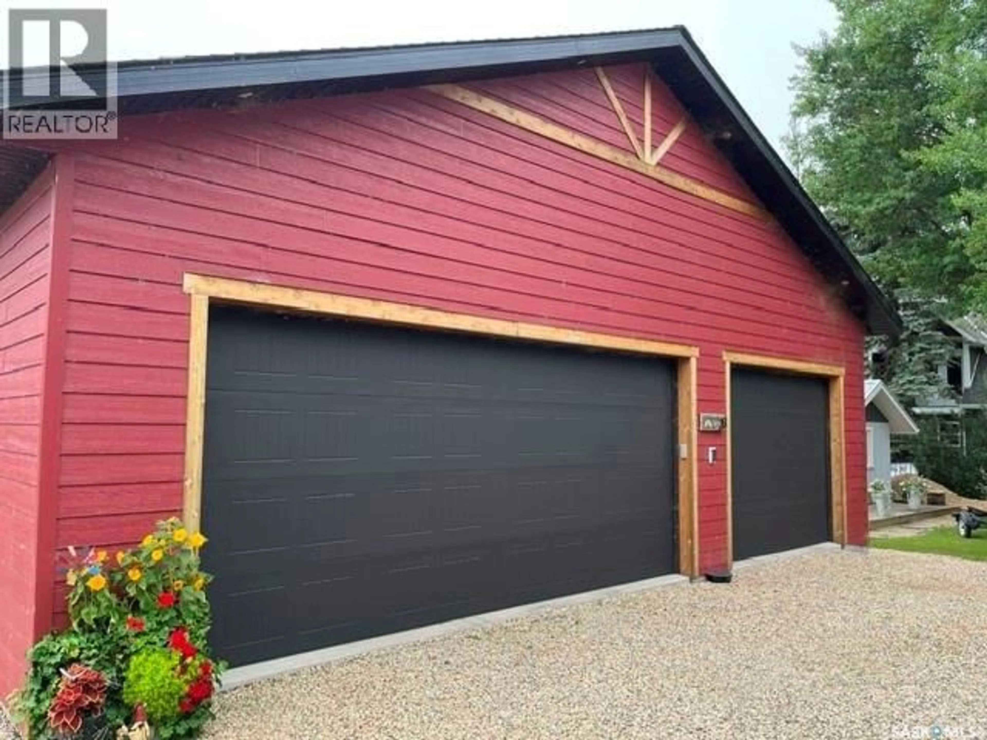 Indoor garage for 23 POPLAR STREET, Moose Mountain Provincial Park Saskatchewan S0C0S0