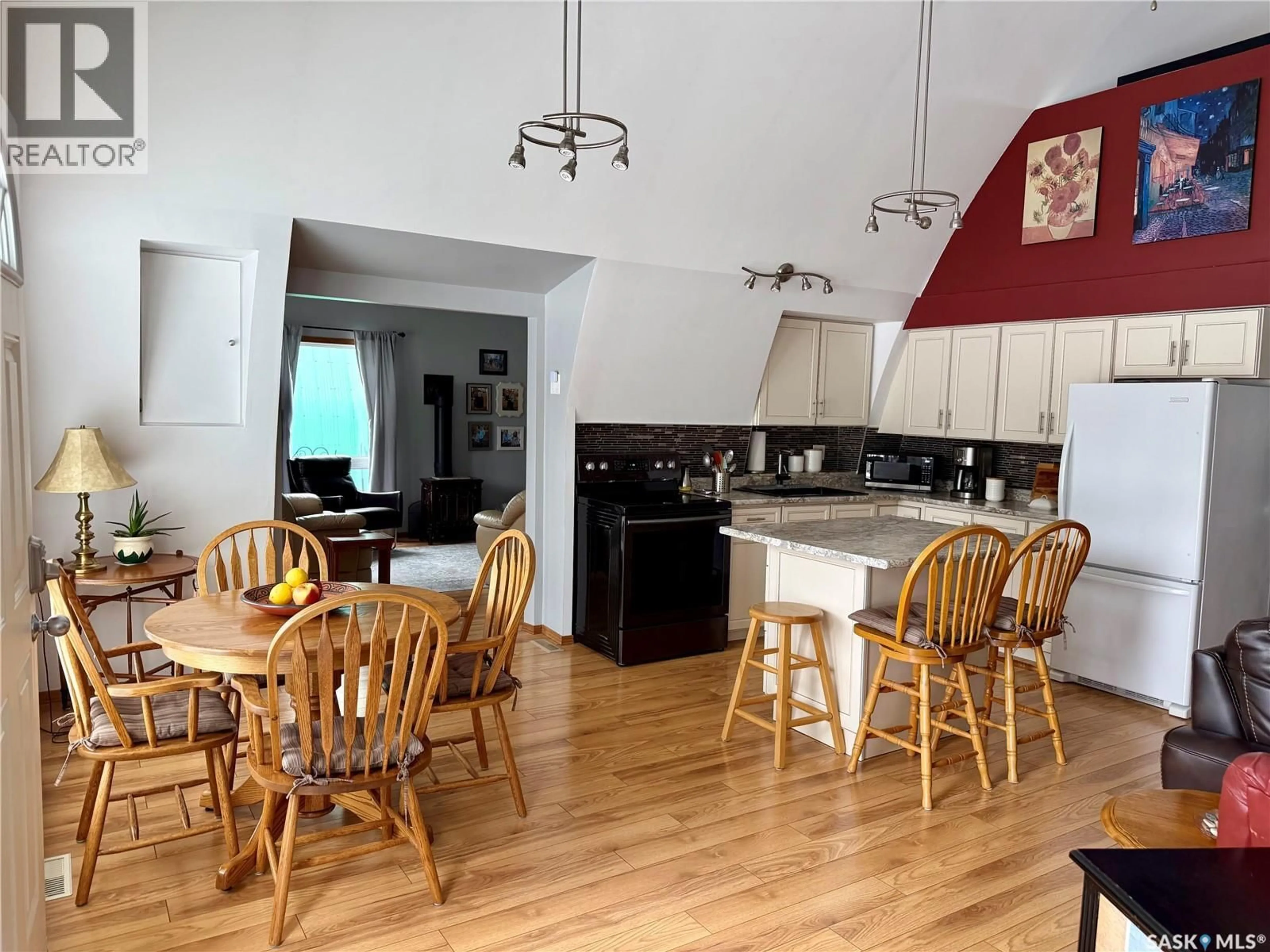 Open concept kitchen, unknown for 209 LAKEVIEW AVENUE, Canwood Rm No. 494 Saskatchewan S0J2X0