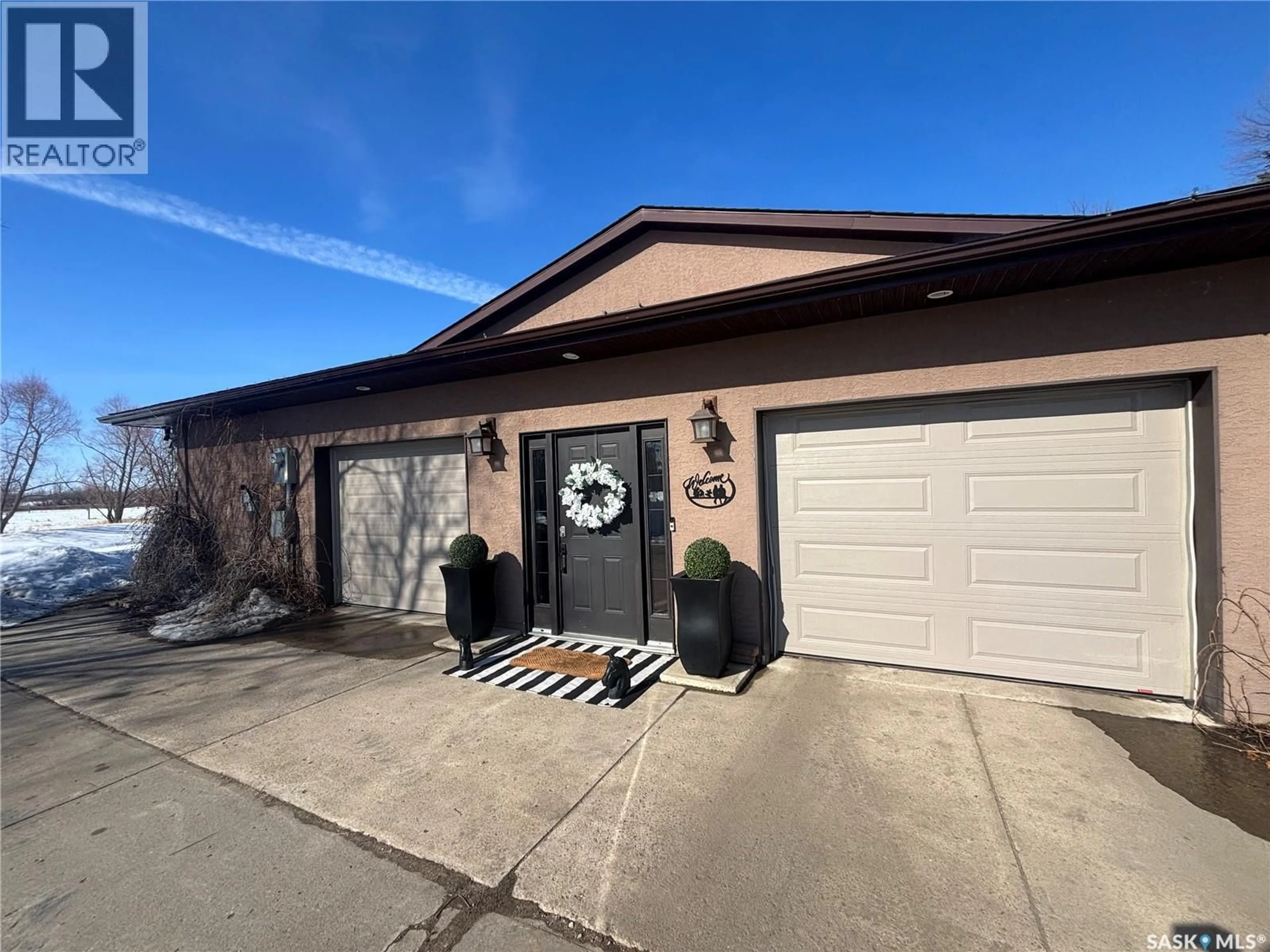 Indoor garage for SPRUCE HILL ACREAGE, Orkney Rm No. 244 Saskatchewan S3N4K1