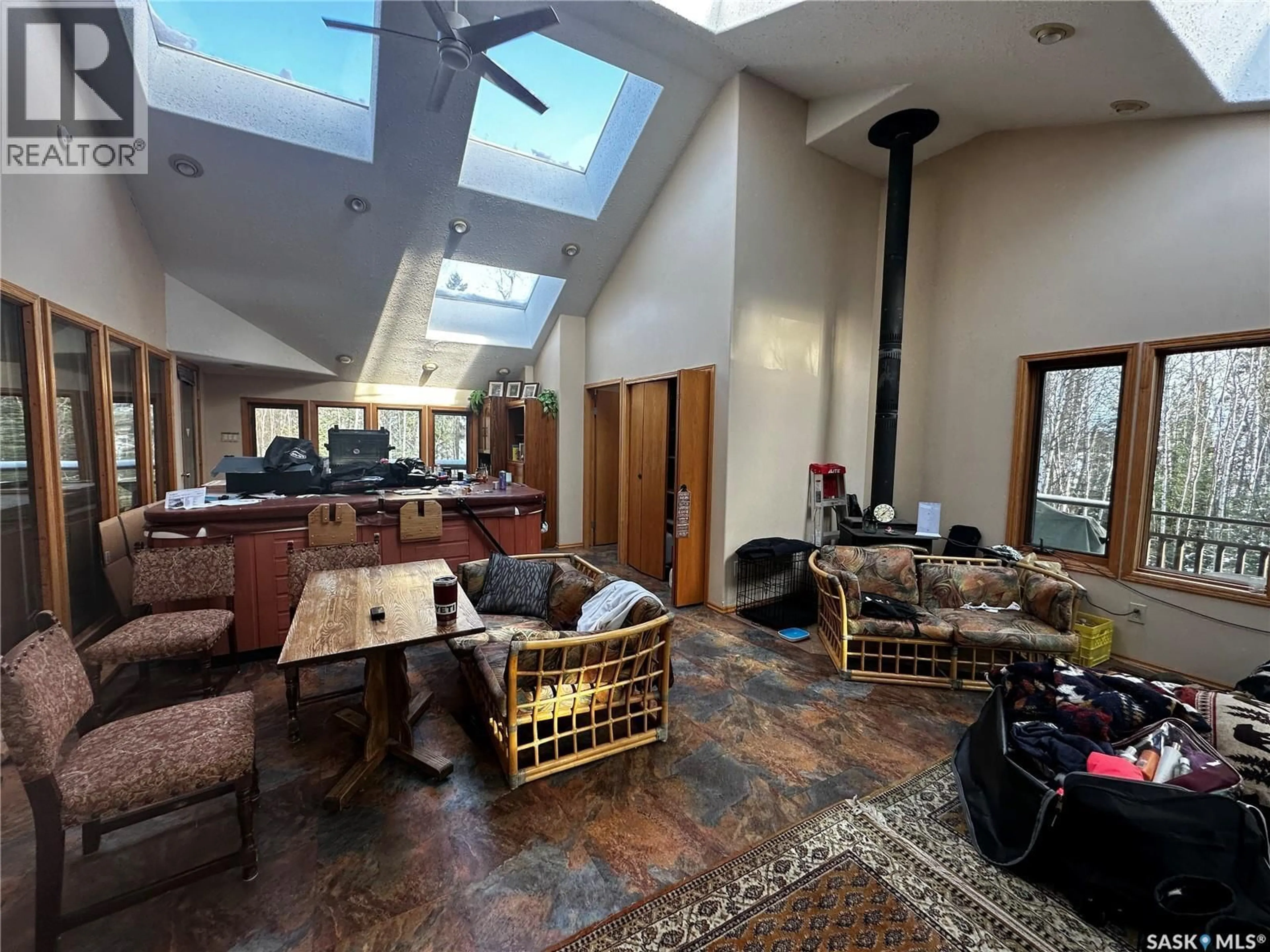 Lobby for 1604 MAHIGAN CRESCENT, Northern Admin District Saskatchewan S0J1L0