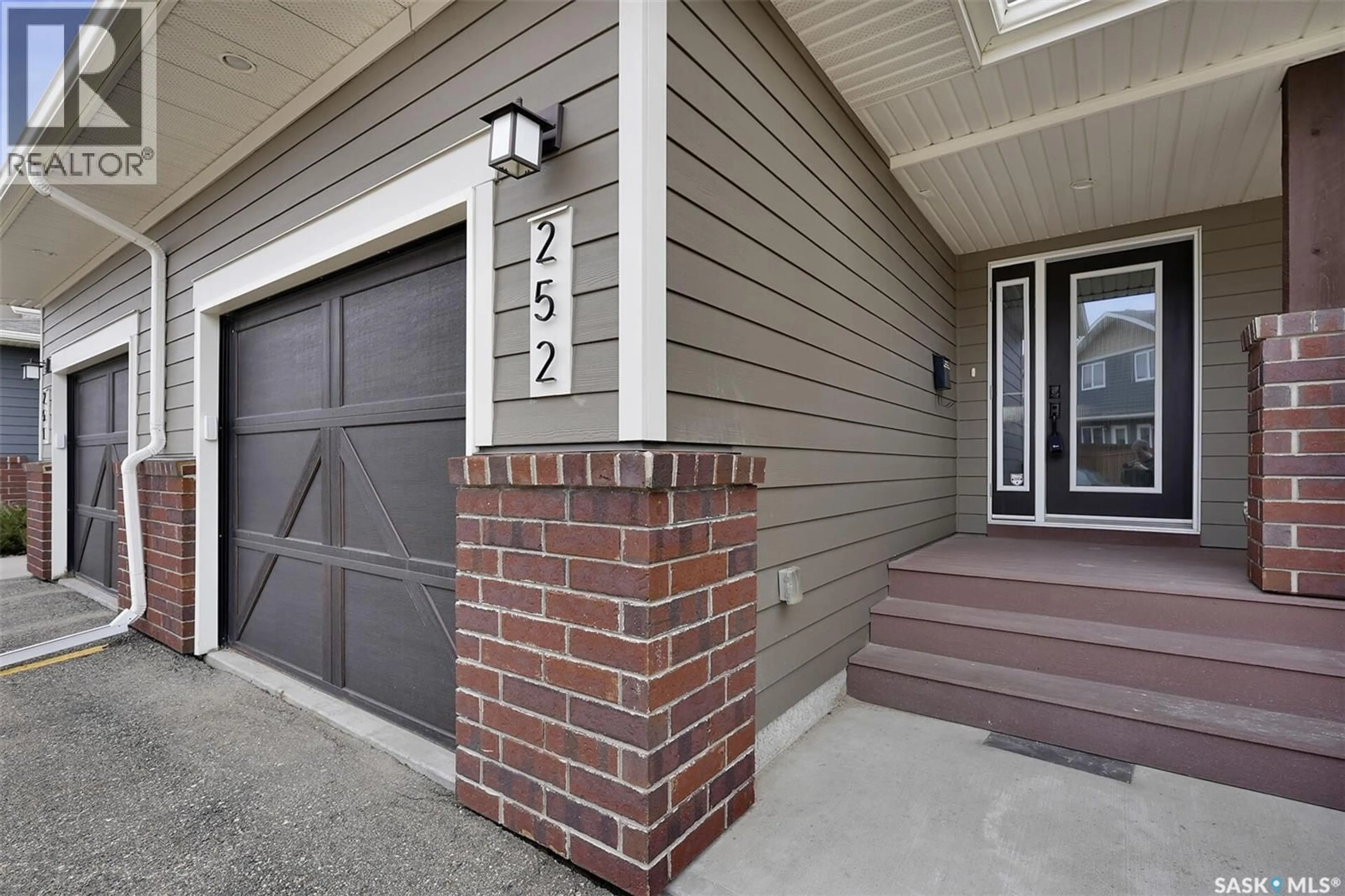 Home with brick exterior material, street for 252 - 4002 SANDHILL CRESCENT, Regina Saskatchewan S4V3J1