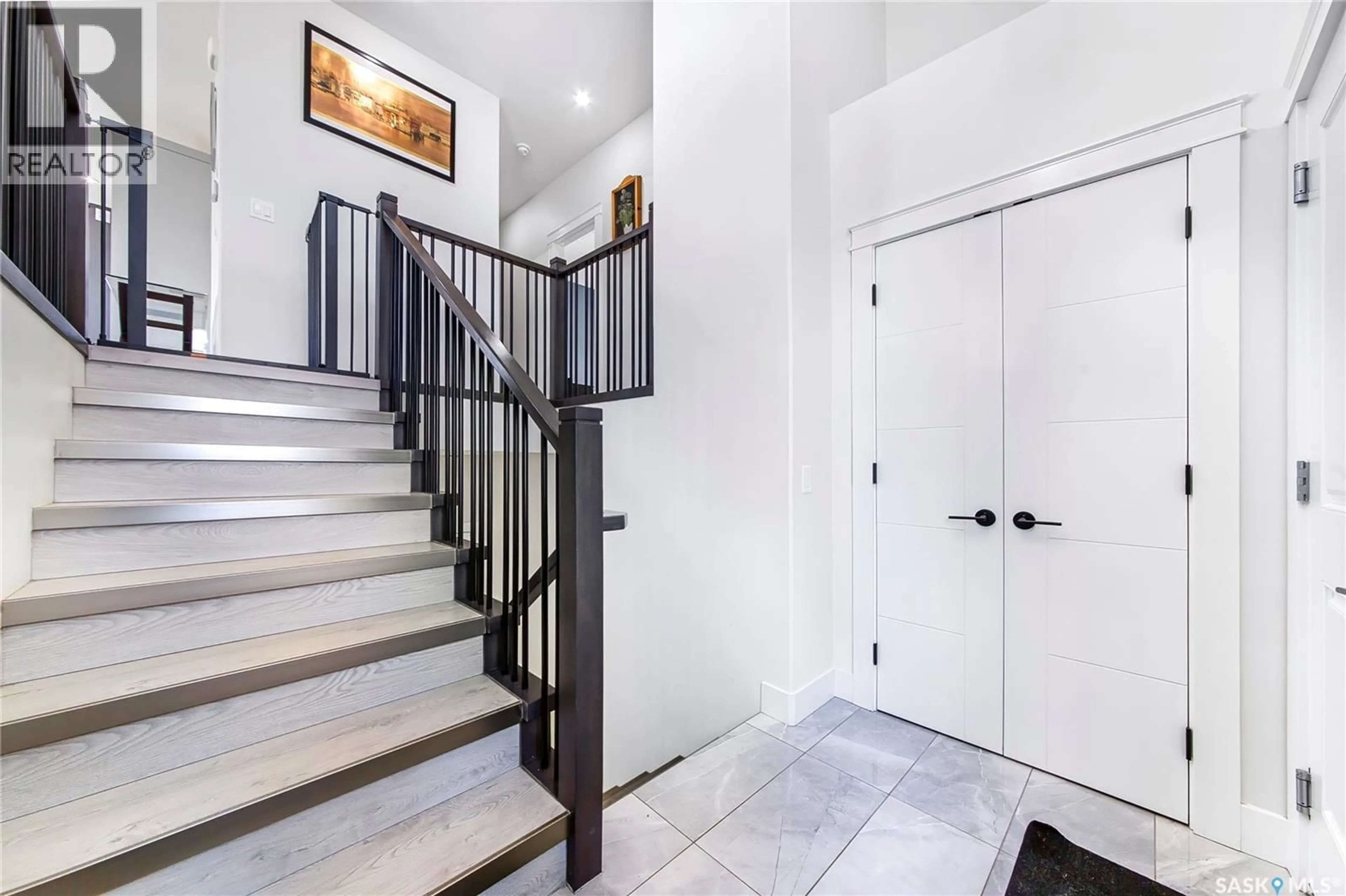 Unknown for 123 MCARTHUR LANE, Saskatoon Saskatchewan S7L6X5