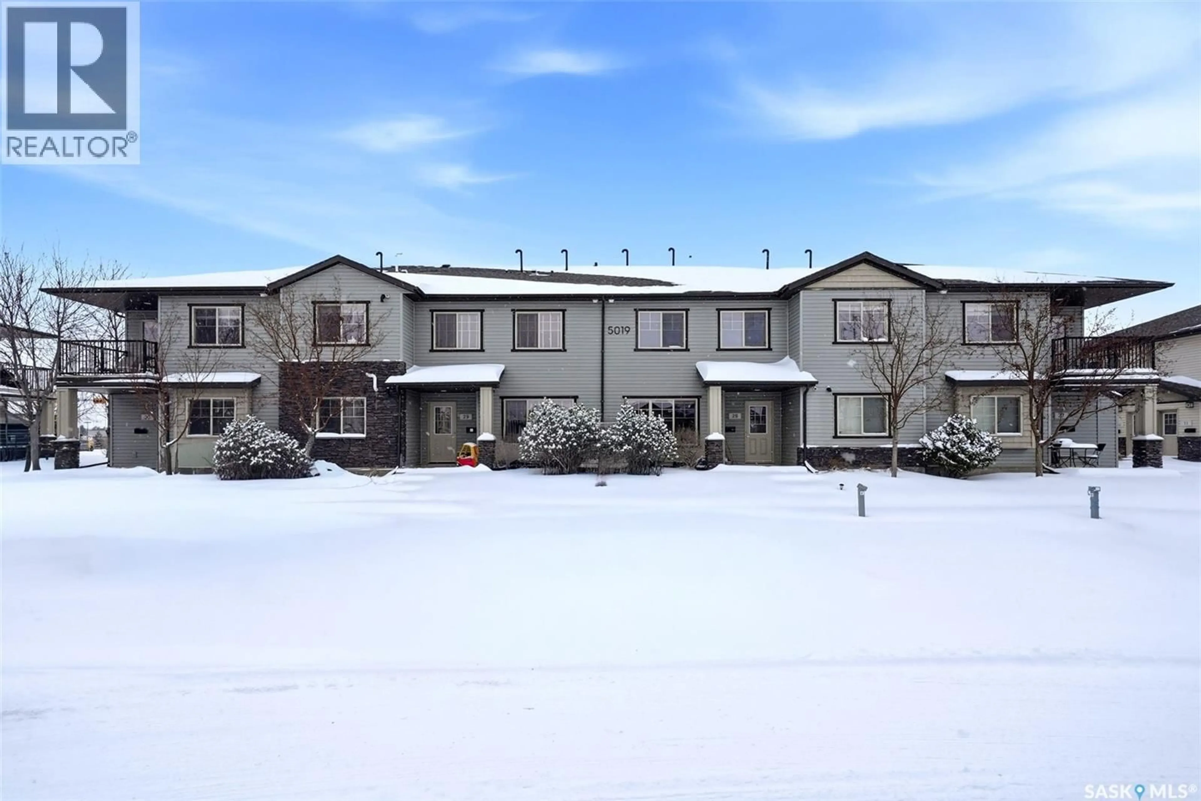 Patio, mountain view for 30 5019 JAMES HILL ROAD, Regina Saskatchewan S4W0B9