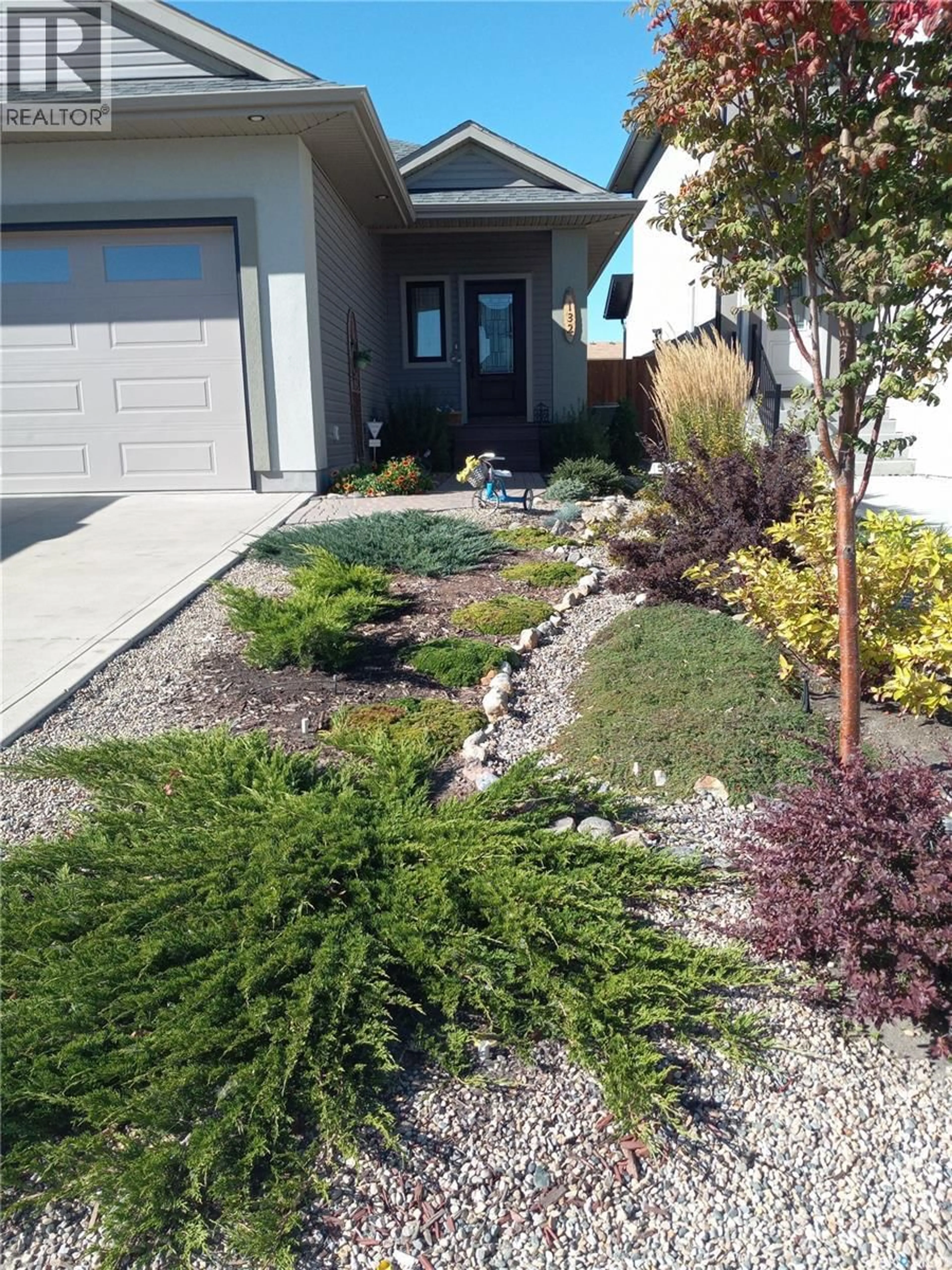 Indoor entryway for 132 FORSEY AVENUE, Saskatoon Saskatchewan S7W0Z6
