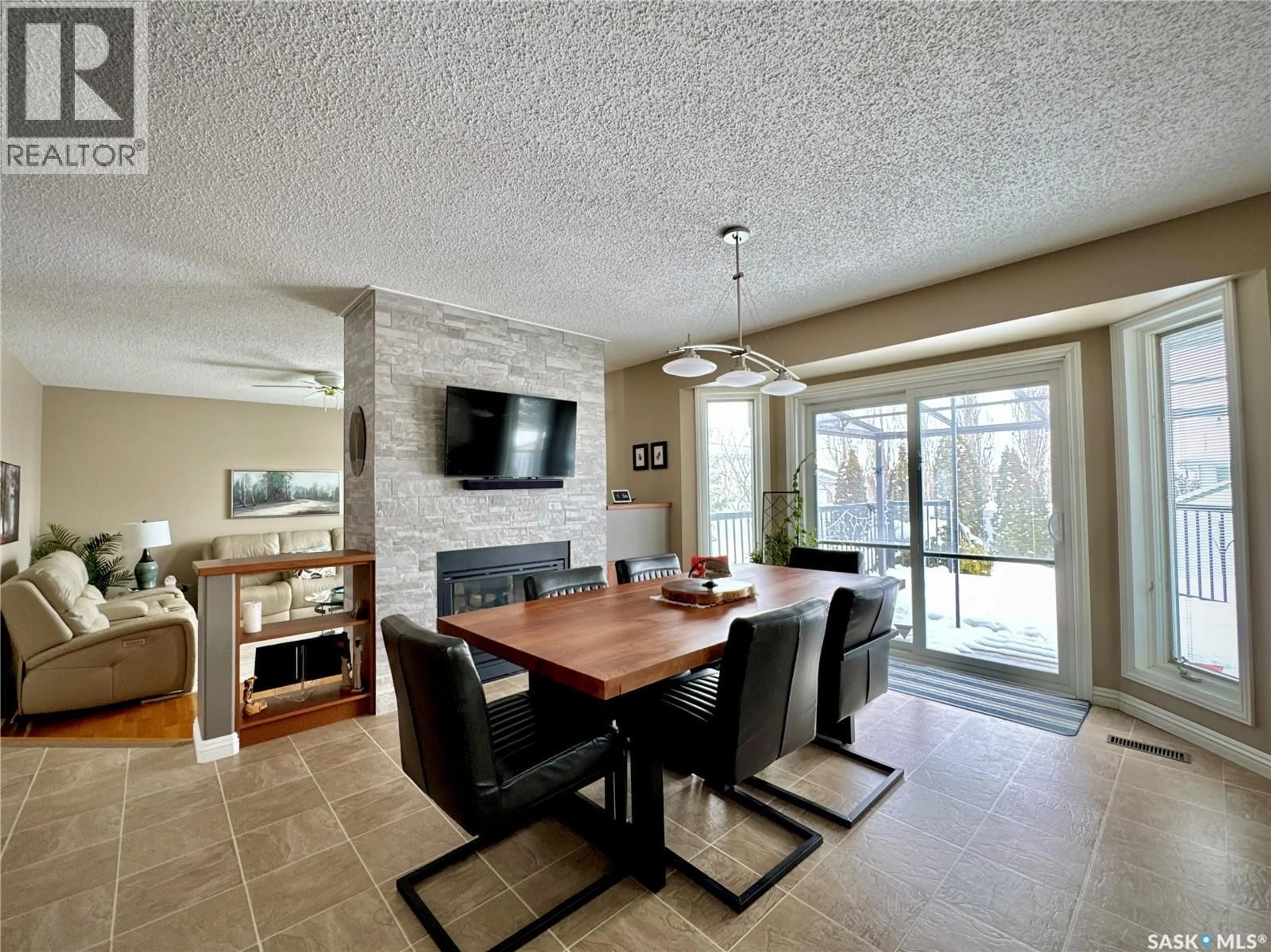 Open concept kitchen, ceramic/tile floor for 140 MORRISON DRIVE, Yorkton Saskatchewan S3N4A6