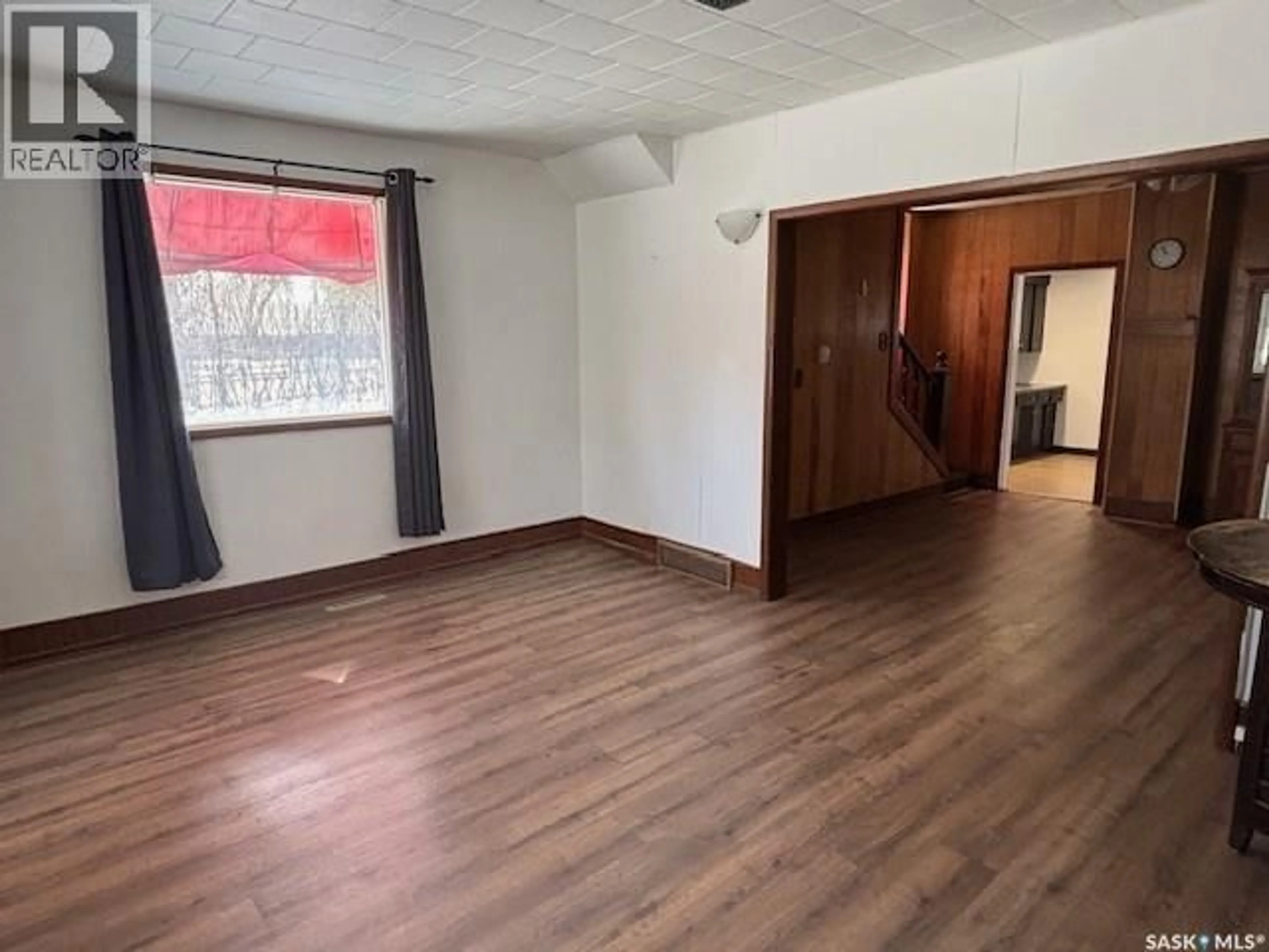 A pic of a room for 327 4TH AVENUE, Canora Saskatchewan S0A0L0