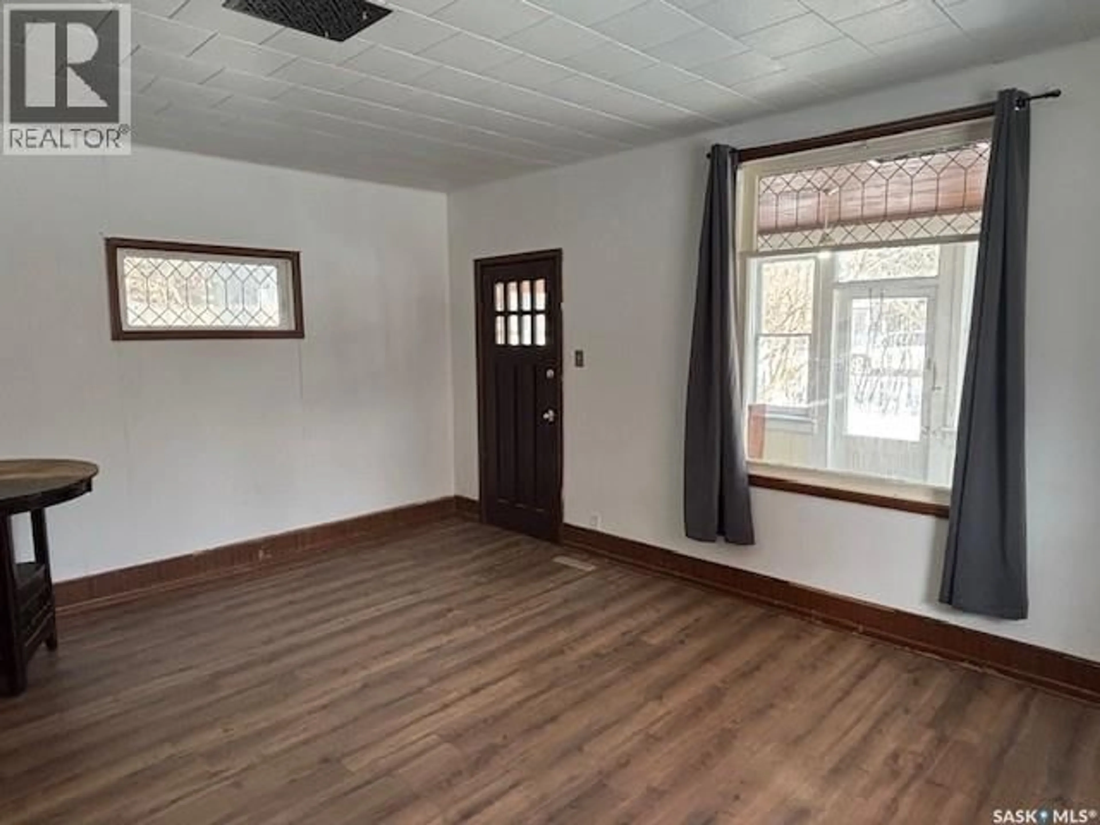 A pic of a room for 327 4TH AVENUE, Canora Saskatchewan S0A0L0