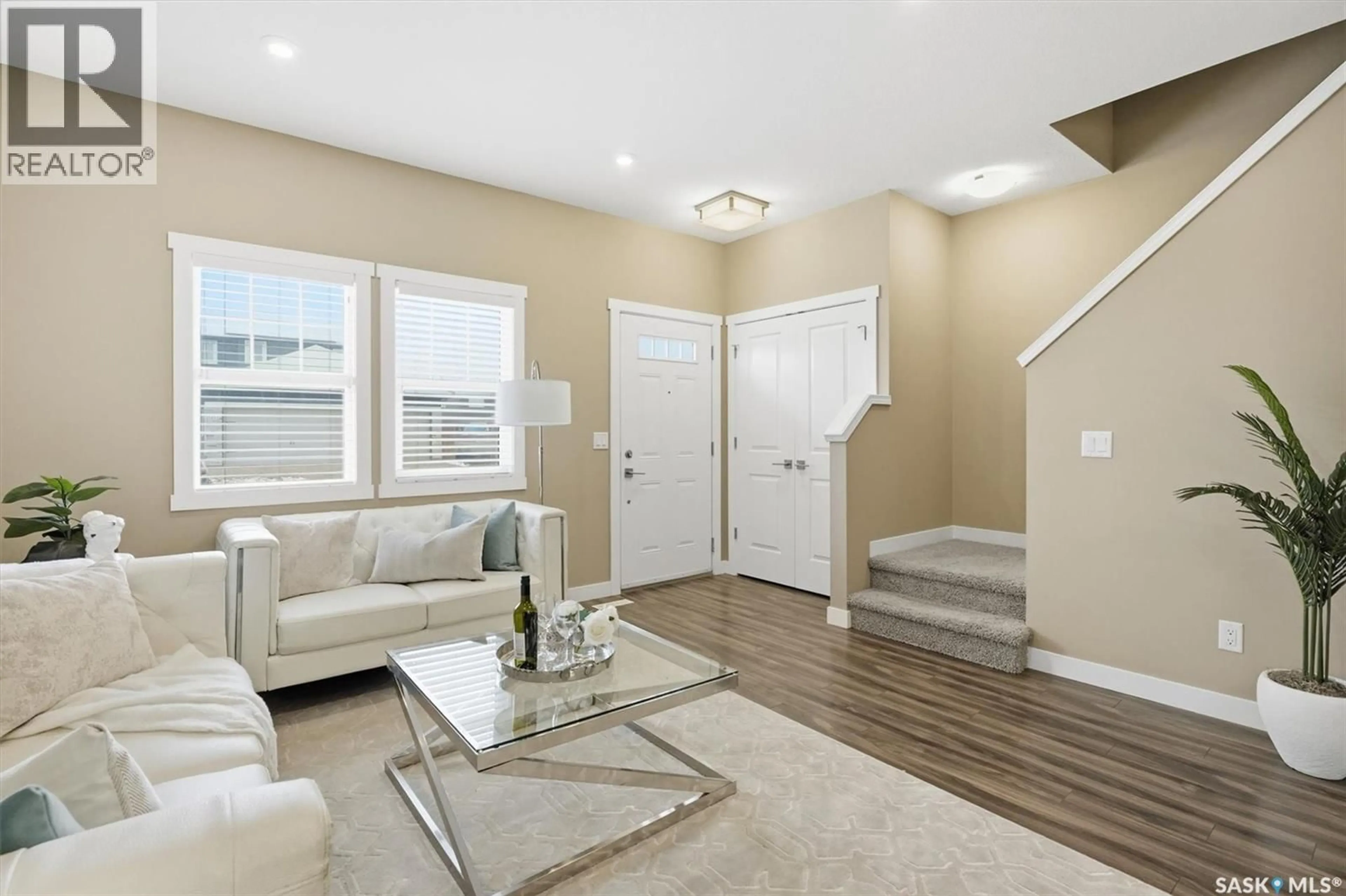 Living room with furniture, unknown for 1216 PRINGLE WAY, Saskatoon Saskatchewan S7T0X5