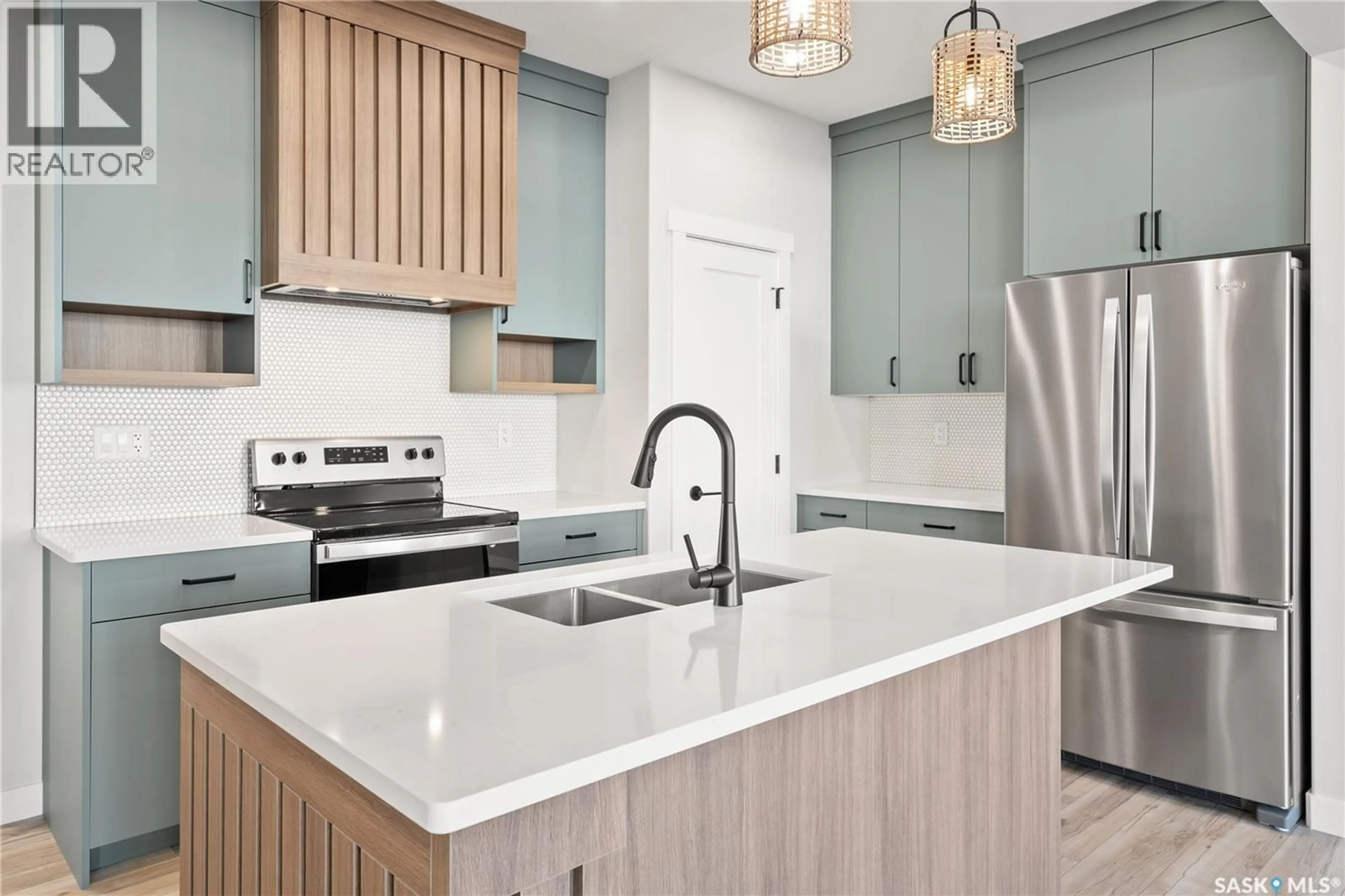 Open concept kitchen, unknown for 427 YUEL CRESCENT, Saskatoon Saskatchewan S7W1N5